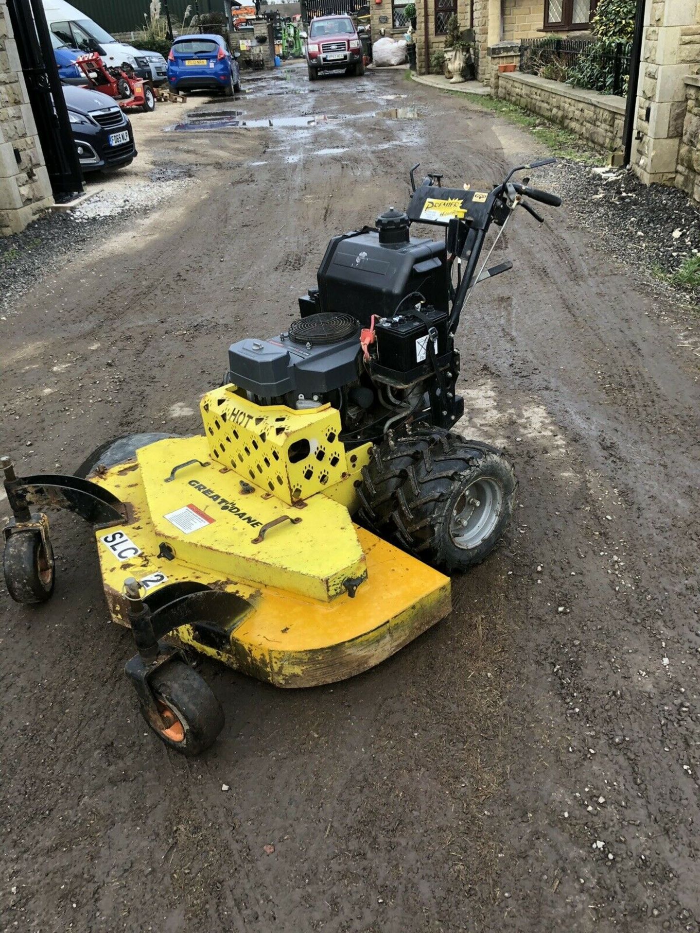 Great Dane Zero Turn Mower - Image 2 of 5