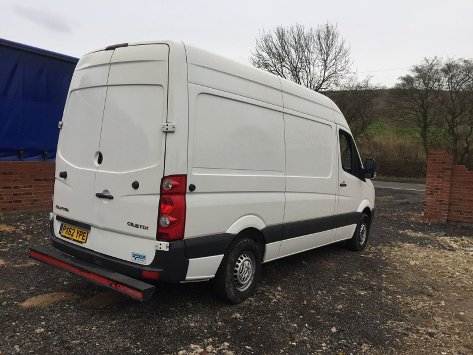 Volkswagen Crafter TDI - Image 6 of 16