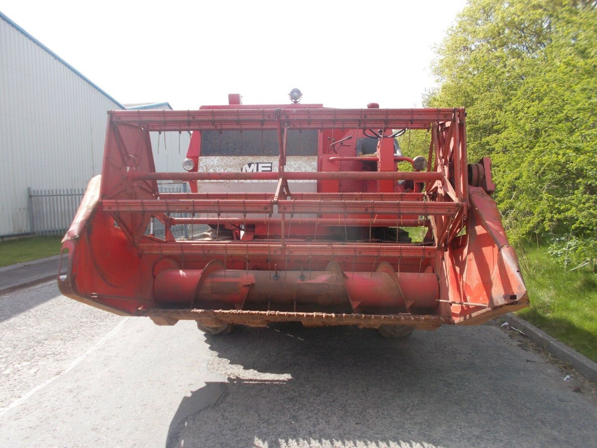 Massey Ferguson 307 Combine Harvester Tractor - Image 6 of 12