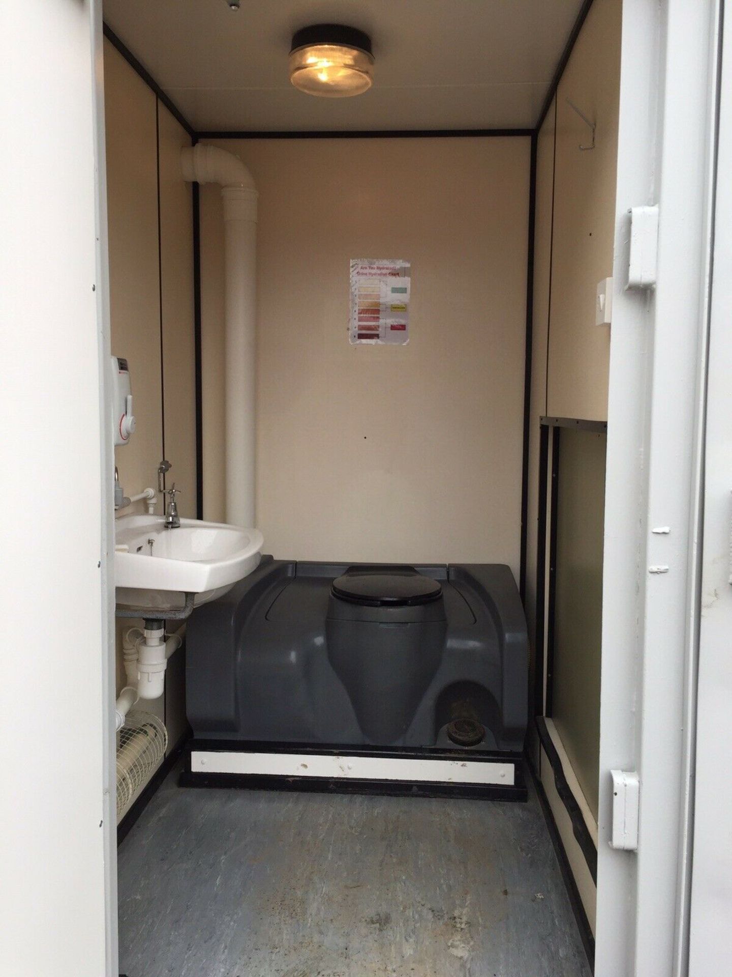 Office Portable Site Cabin Welfare Unit With Toilet Generator 20ft - Image 5 of 8