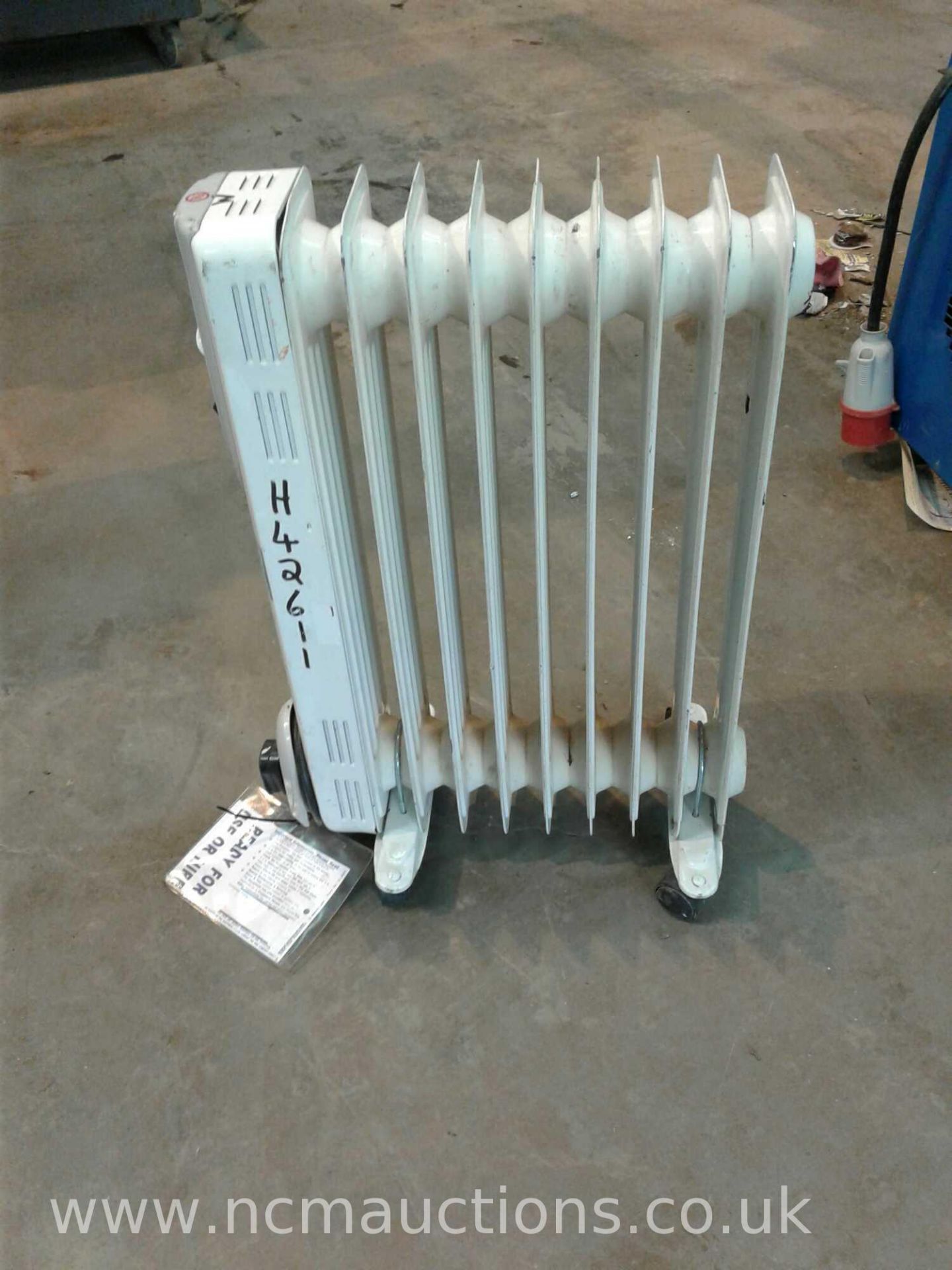 Oil-filled radiator