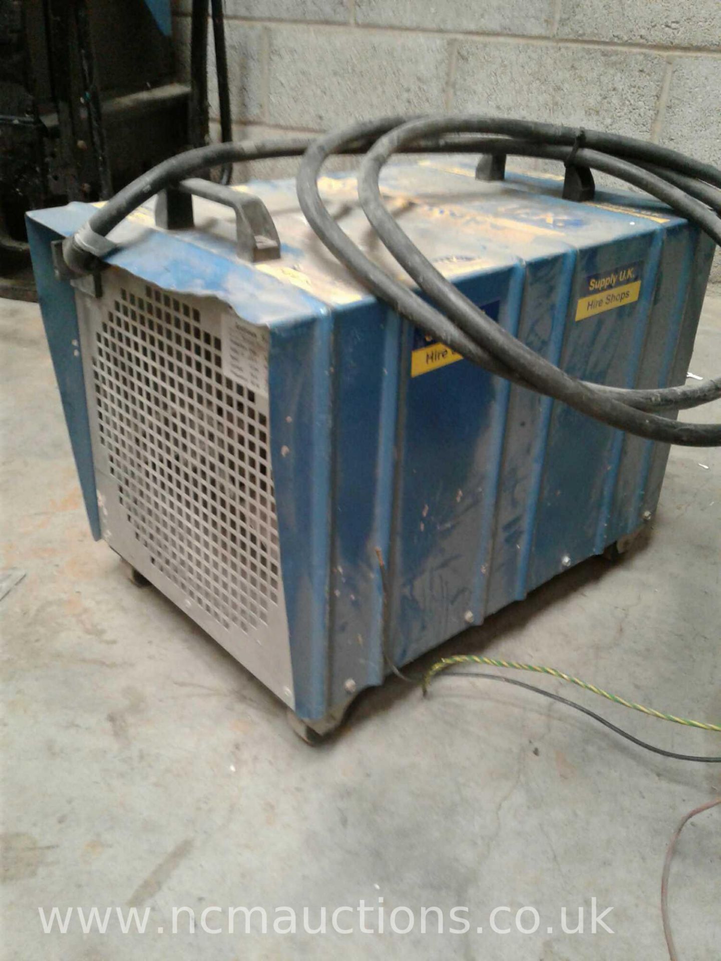 Andrews portable heater - Image 2 of 3