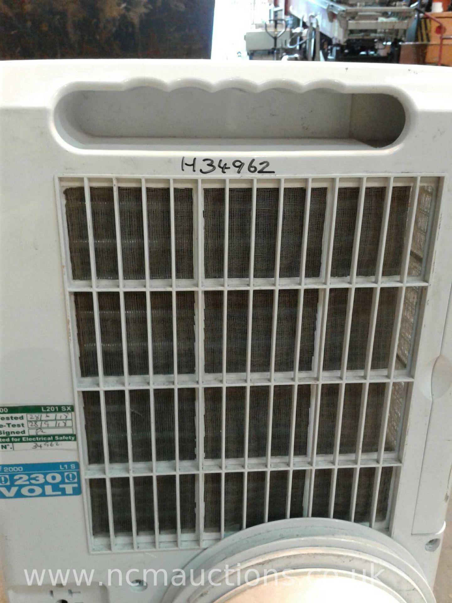 Rhino air conditioner unit - Image 2 of 4