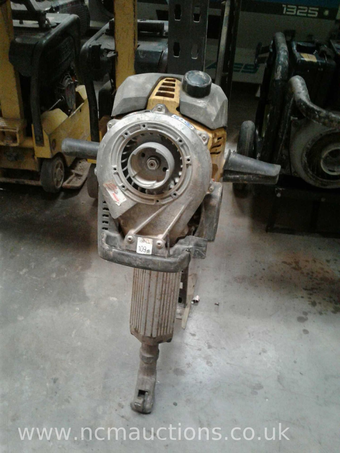 Wacker neuson BH55 petrol powered breaker