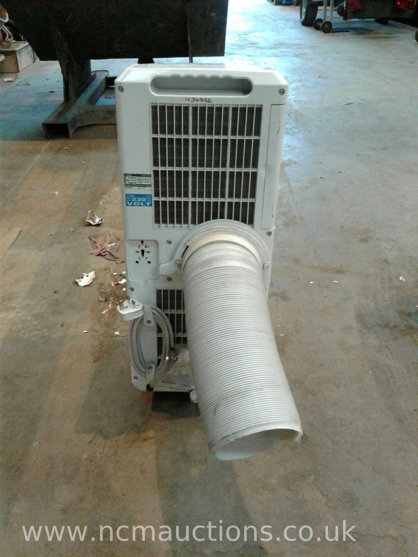 Rhino air conditioner unit - Image 4 of 4