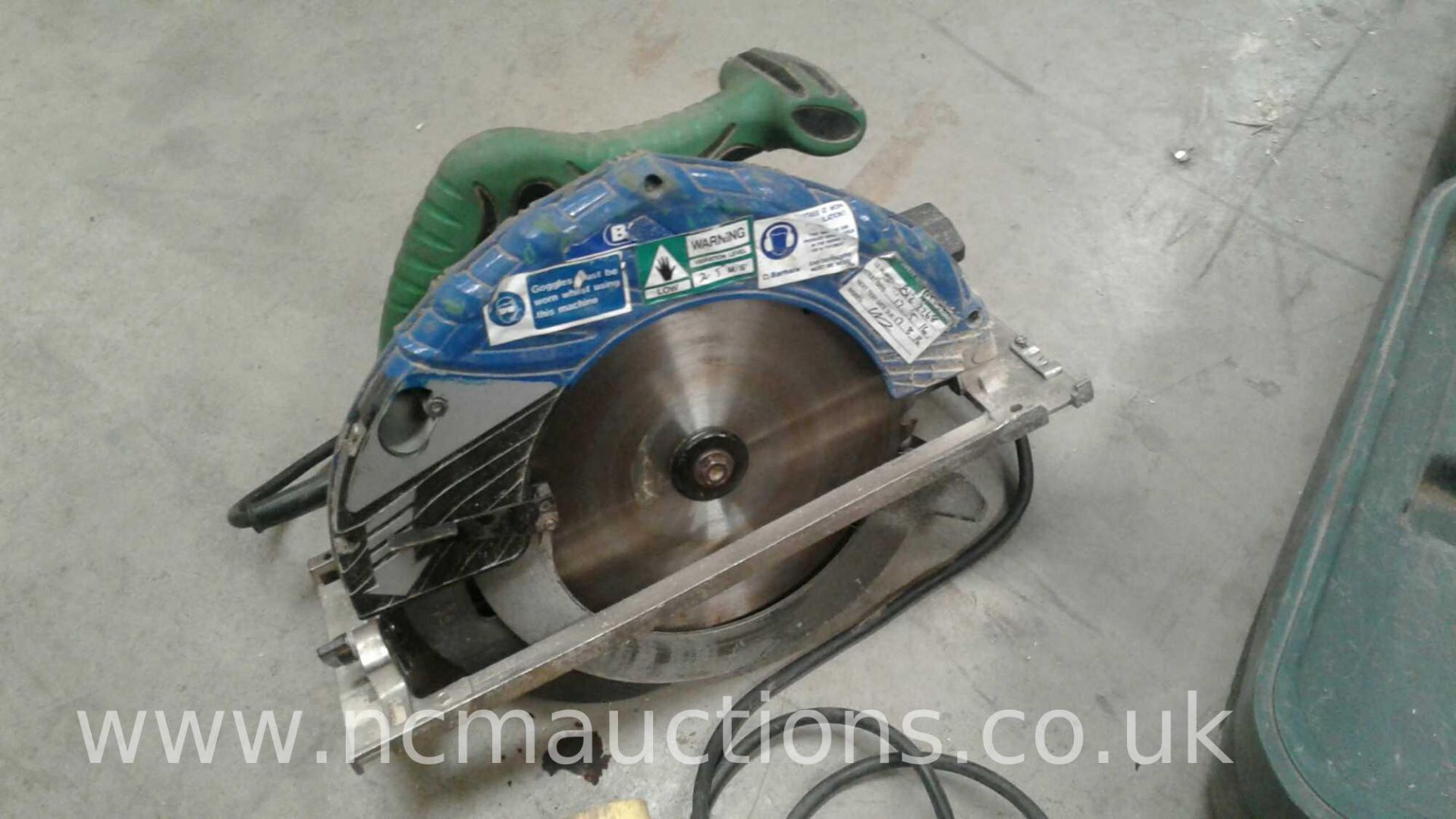 Hitachi circular saw