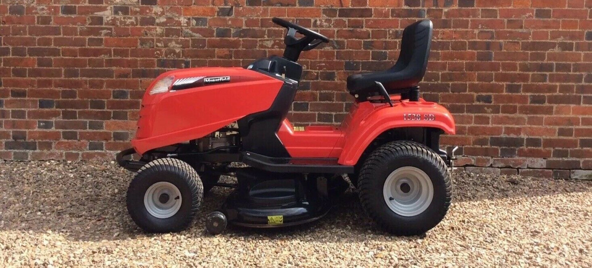 Mountfield 1538 SD Ride On Mower - Image 2 of 7