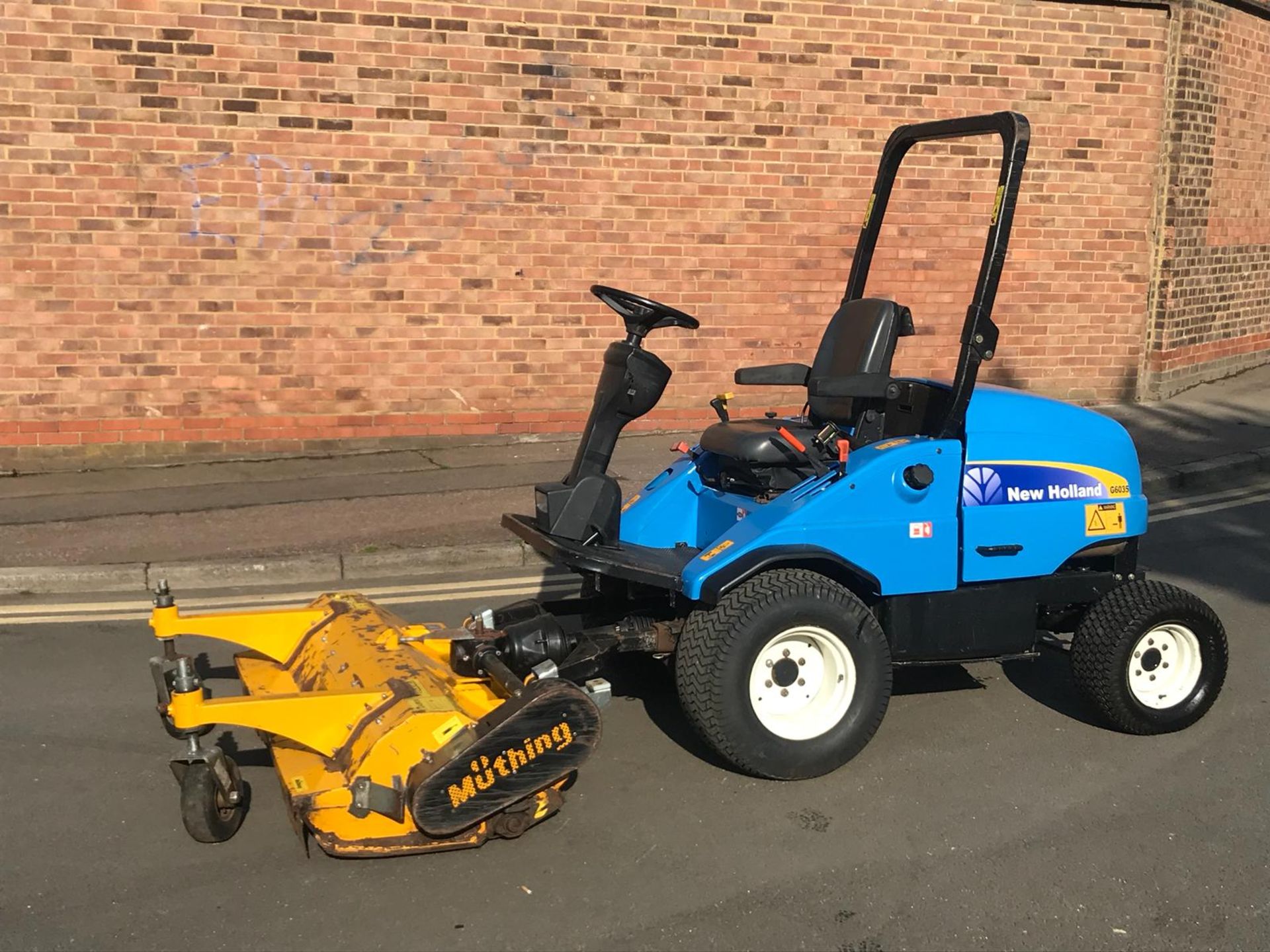 New Holland G6035 Front Deck Mower - Image 5 of 10