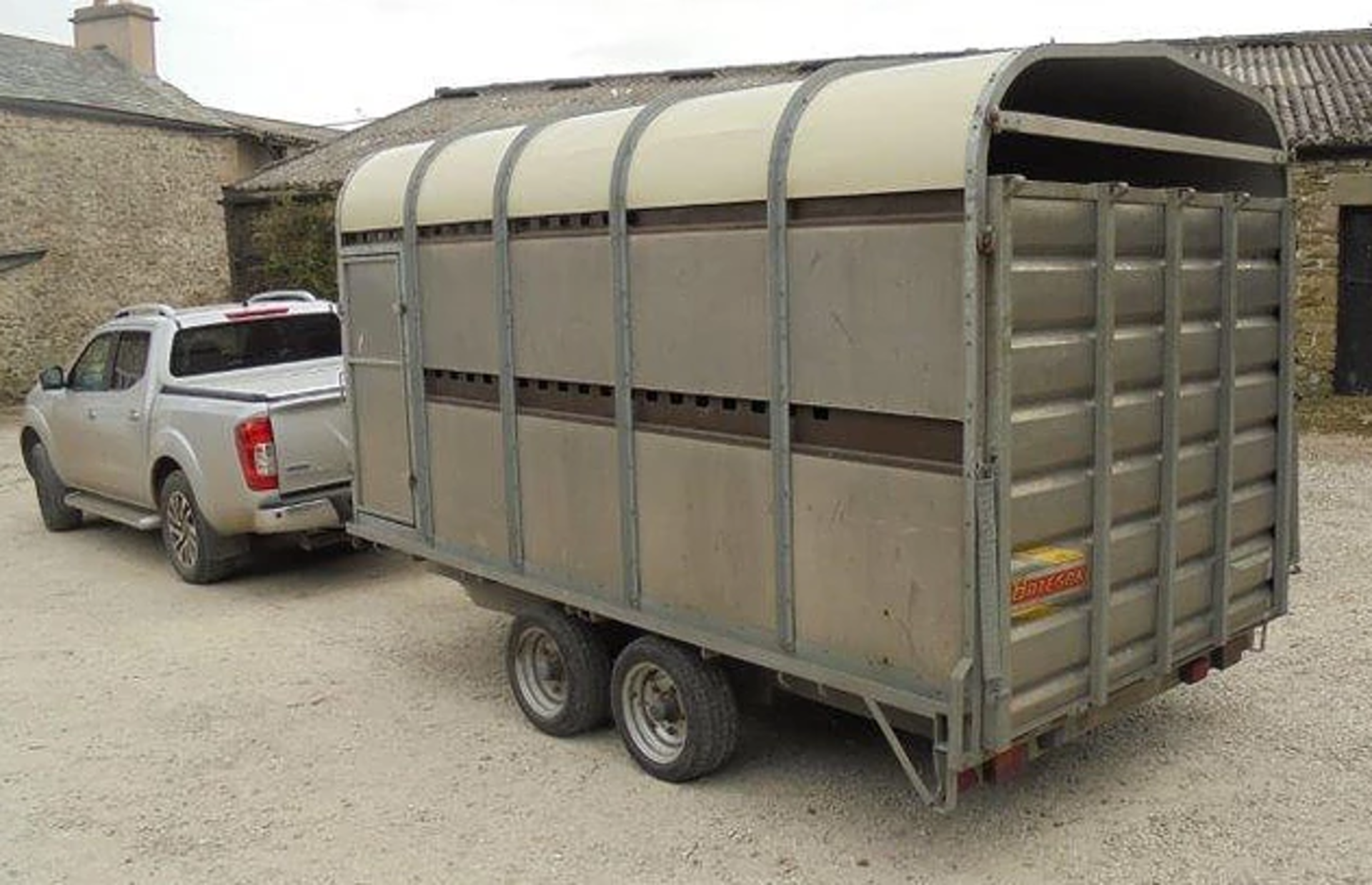 2009 Bateson 60LT Livestock Trailer - Image 3 of 11