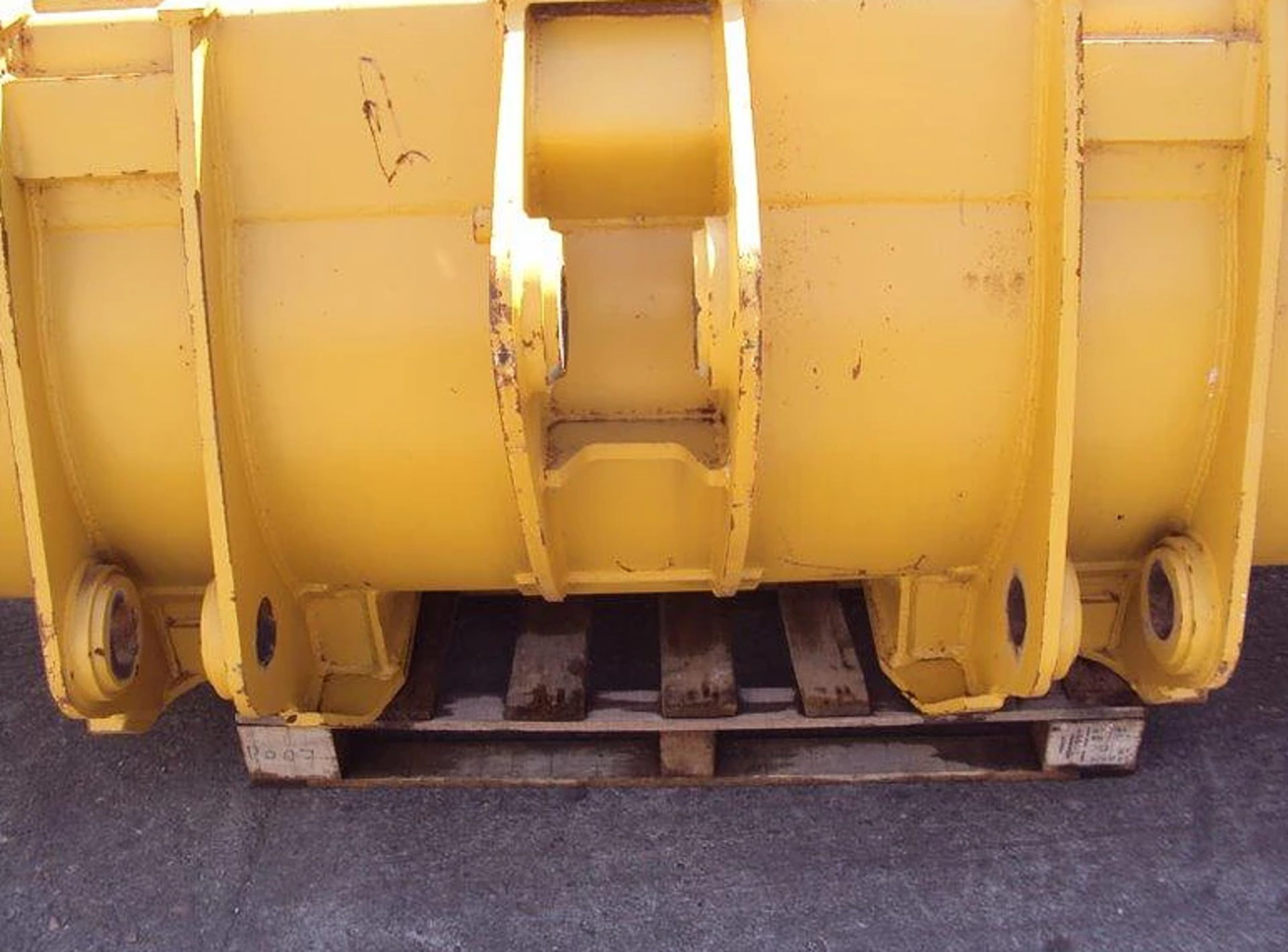 Caterpillar Loading Shovel Bucket - Image 10 of 11