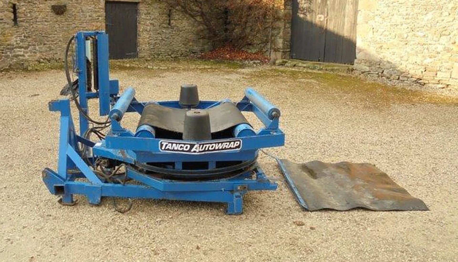 Tanco Autowrap Round Bale Wrapper