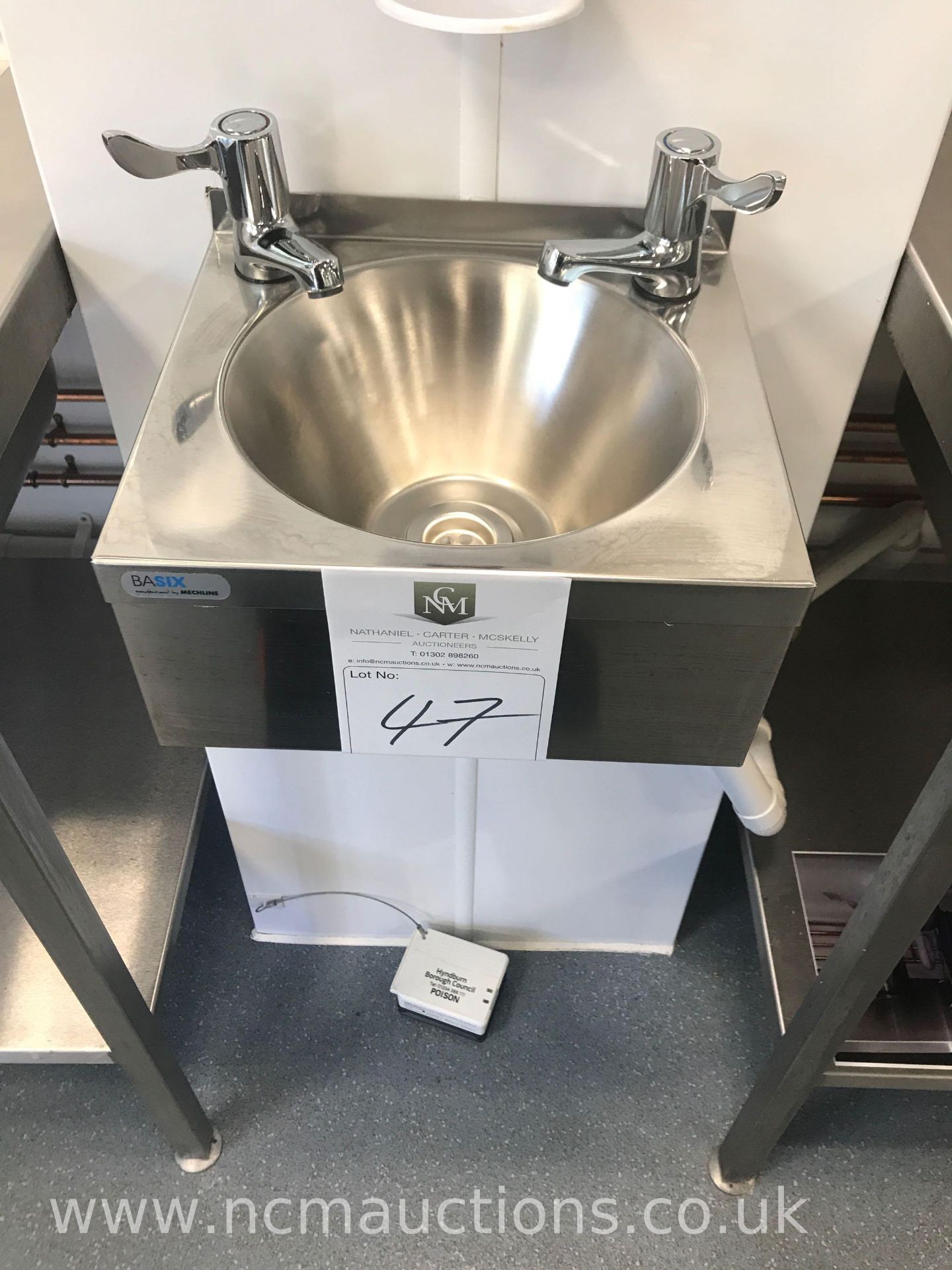 Stainless Steel Hand Wash Basin