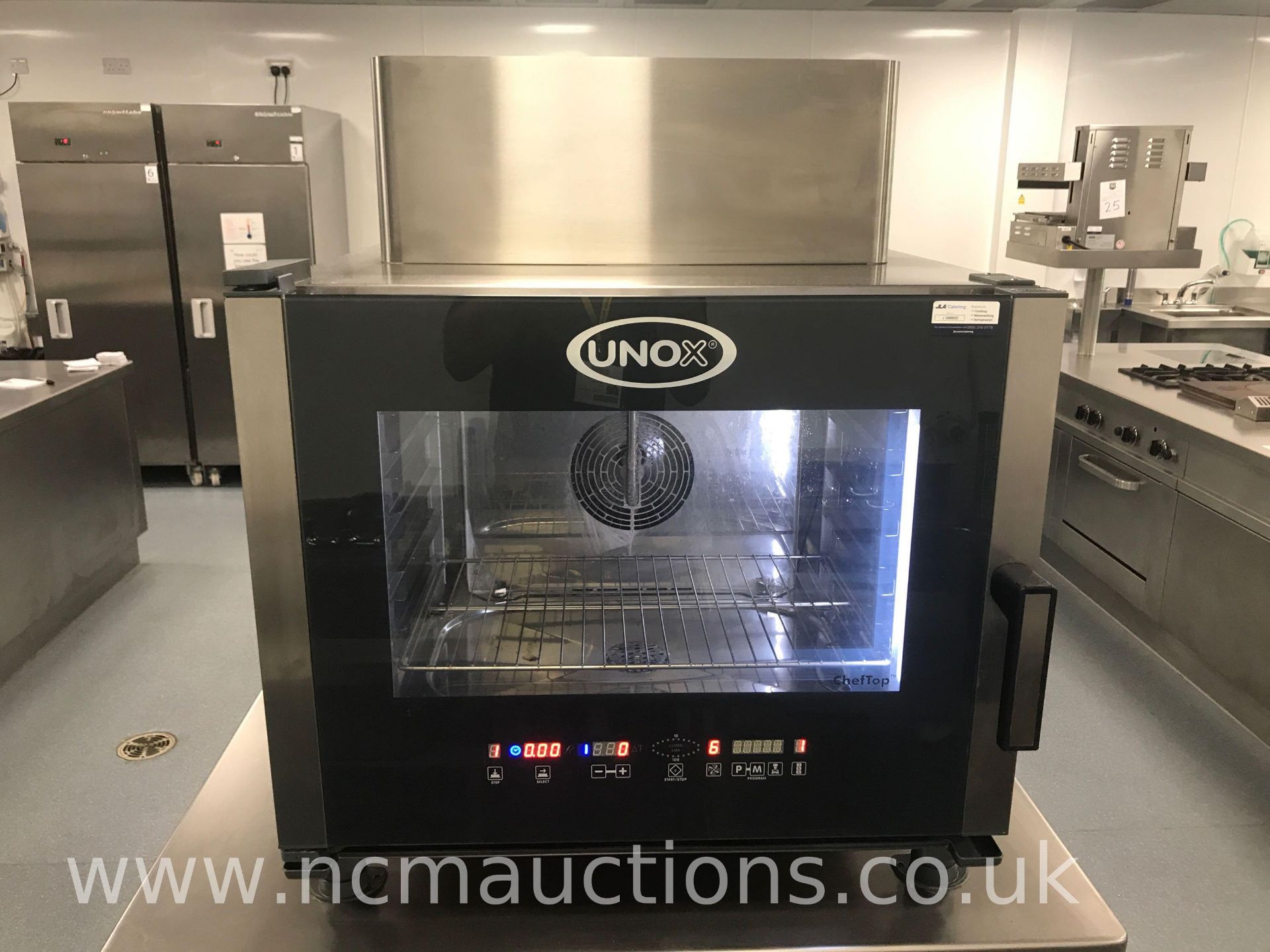 UNOX 5 Grid Gas Combination Oven