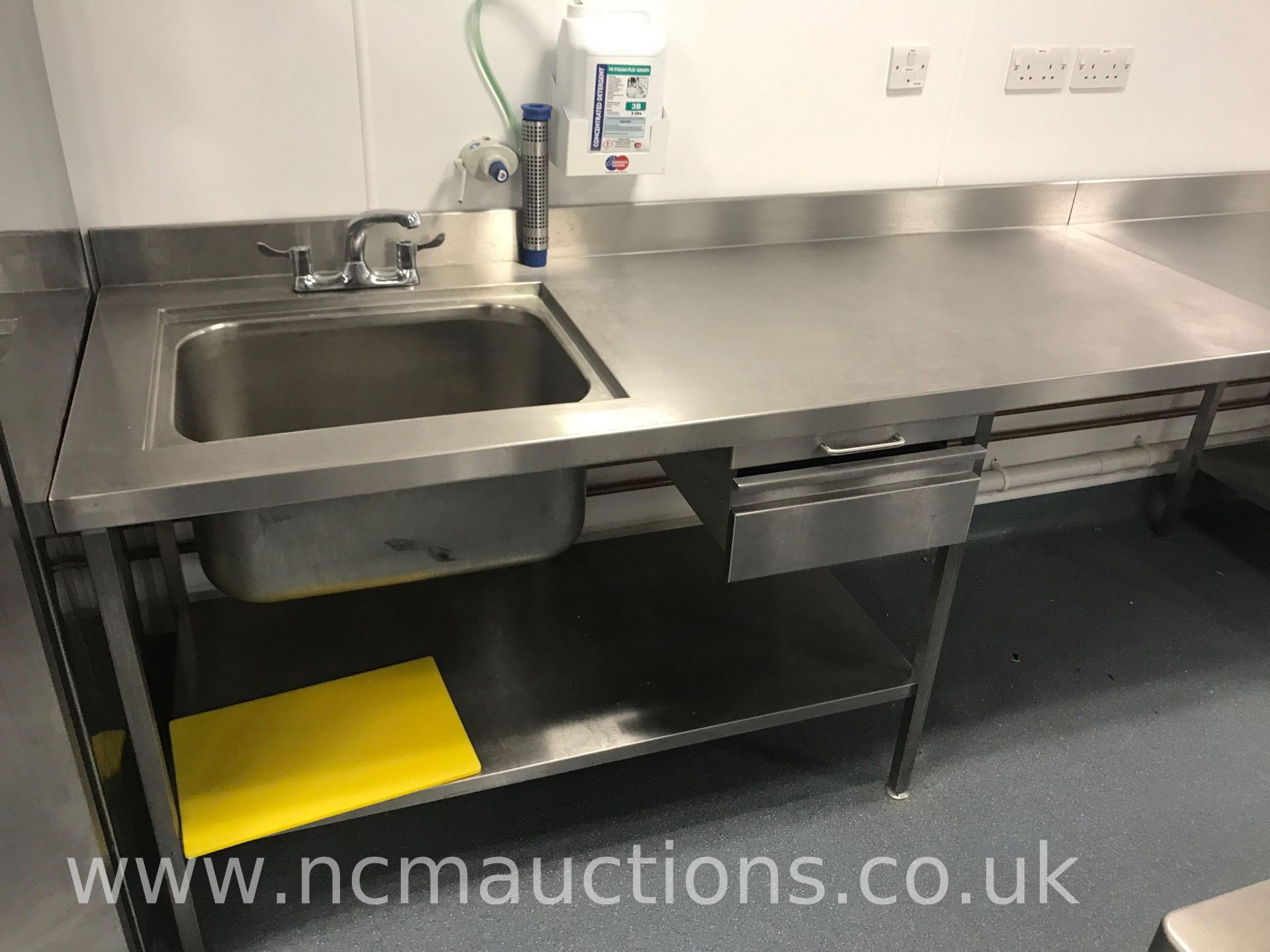 Stainless Steel Counter Catering - Image 2 of 6