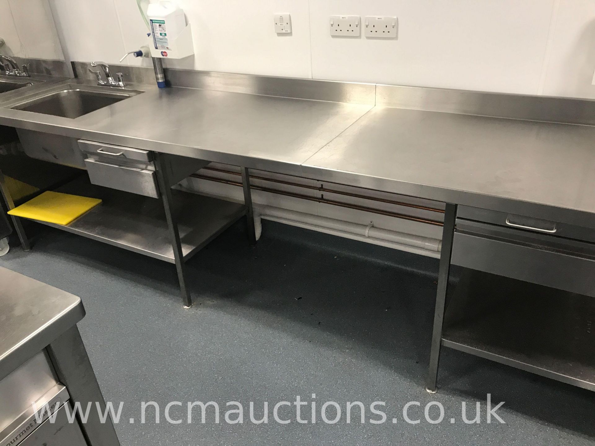 Stainless Steel Counter Catering - Image 6 of 6