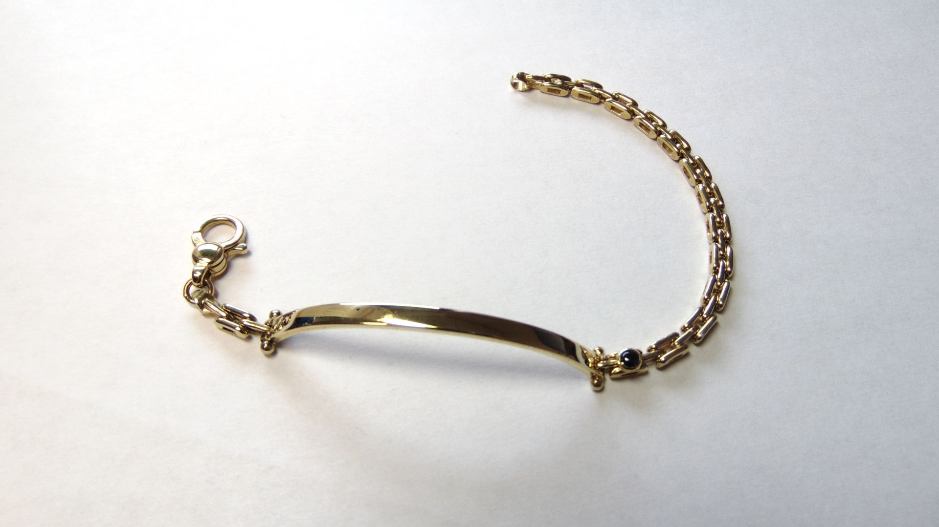 18ct Yellow Gold Identity Bracelet