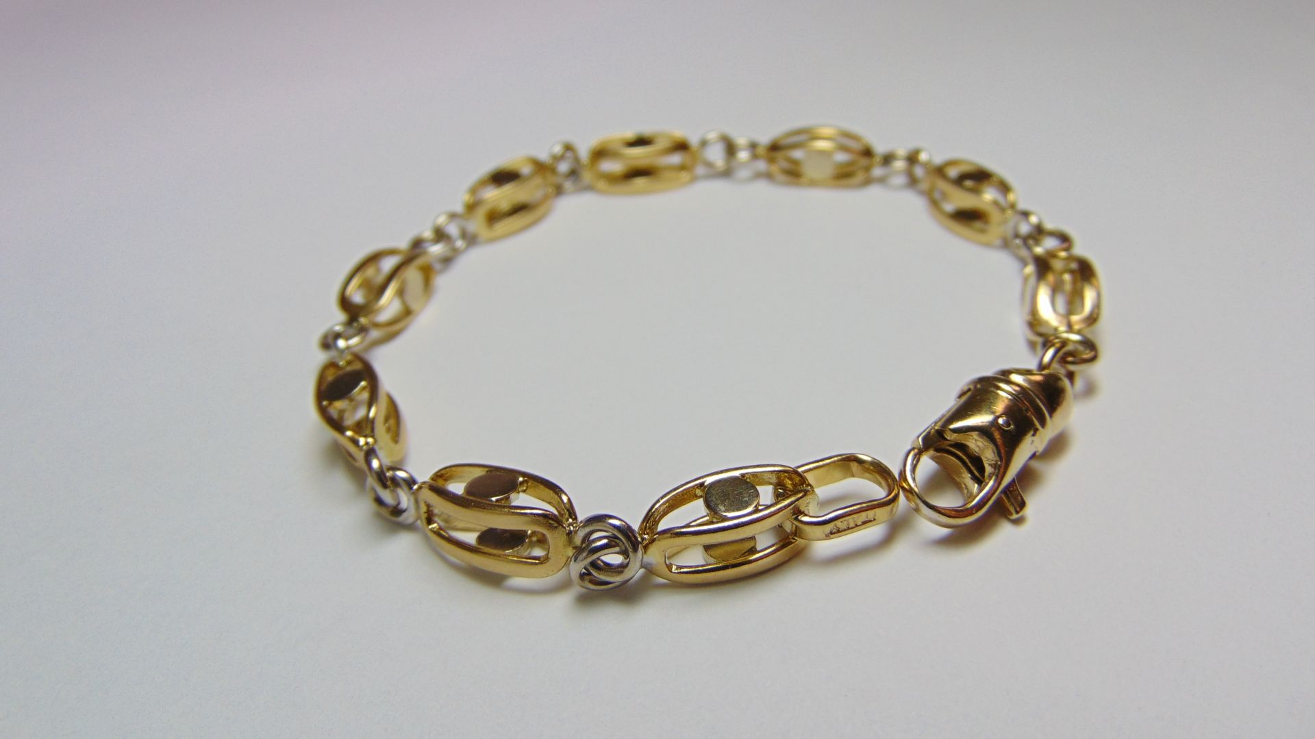 9ct Yellow and White Gold Fancy Bracelet