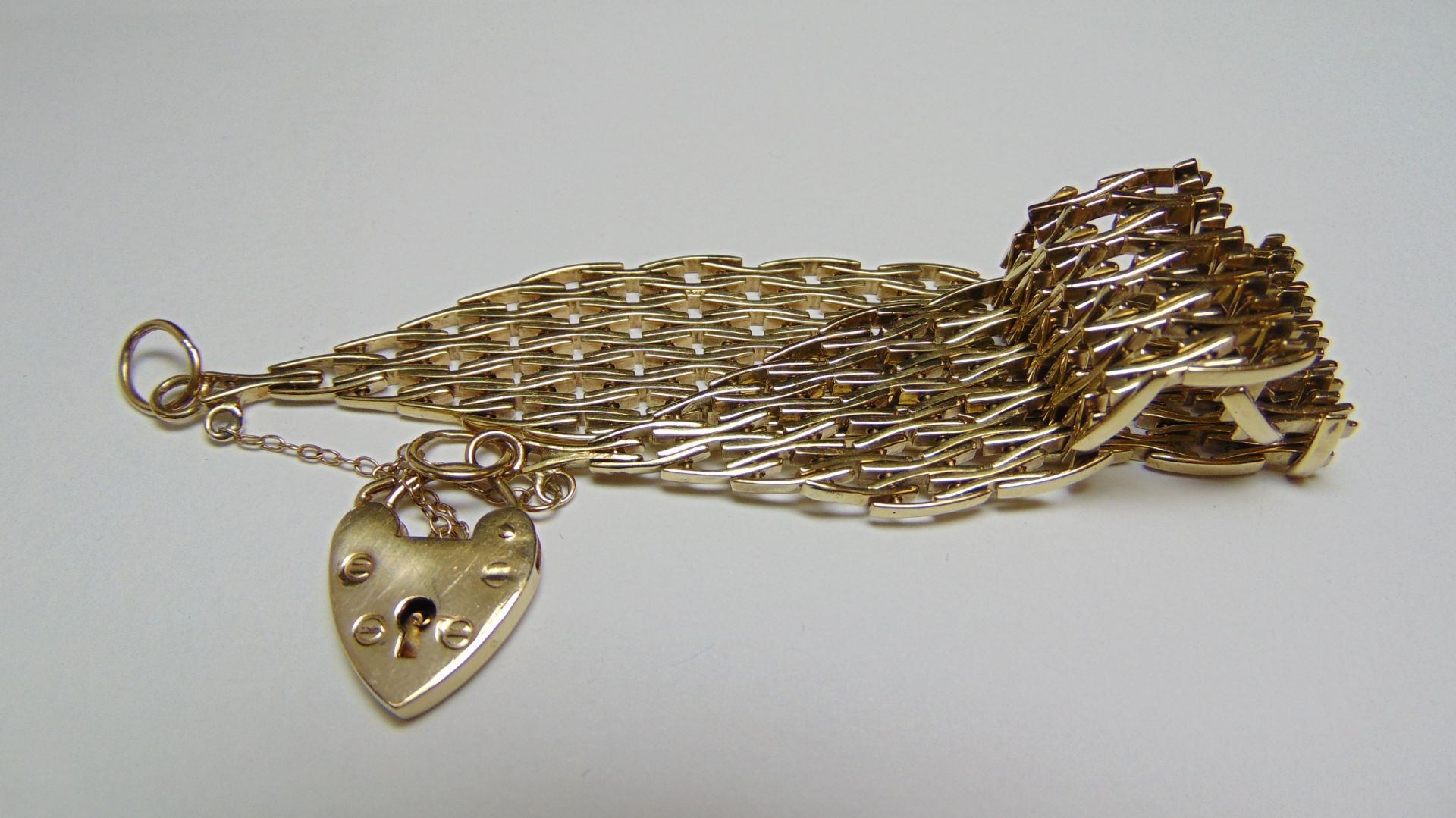 9ct Yellow Gold Fancy Gate Bracelet