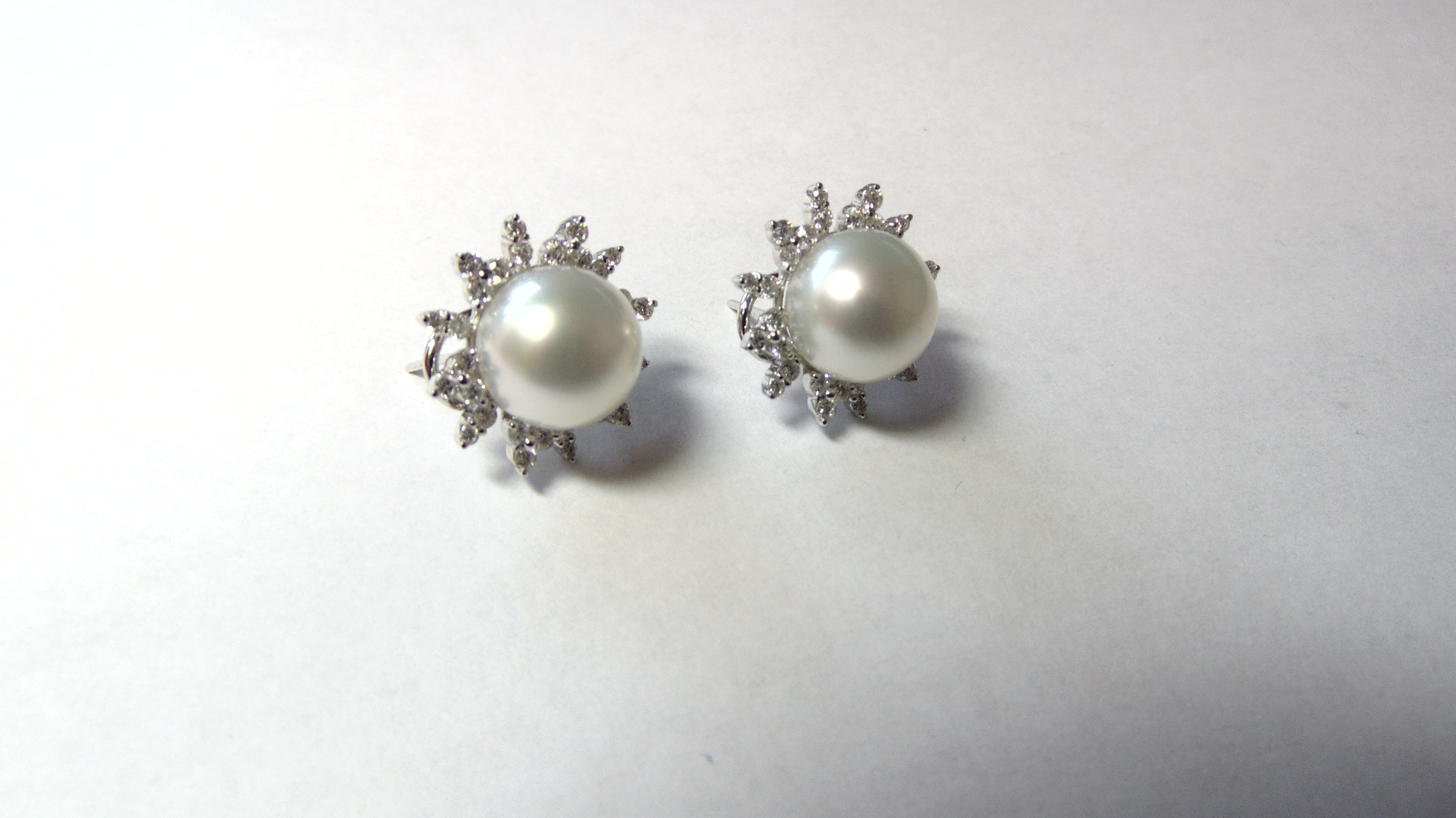 Stamped 18k 12mm Cultured Pearl & Diamond Stud Earrings