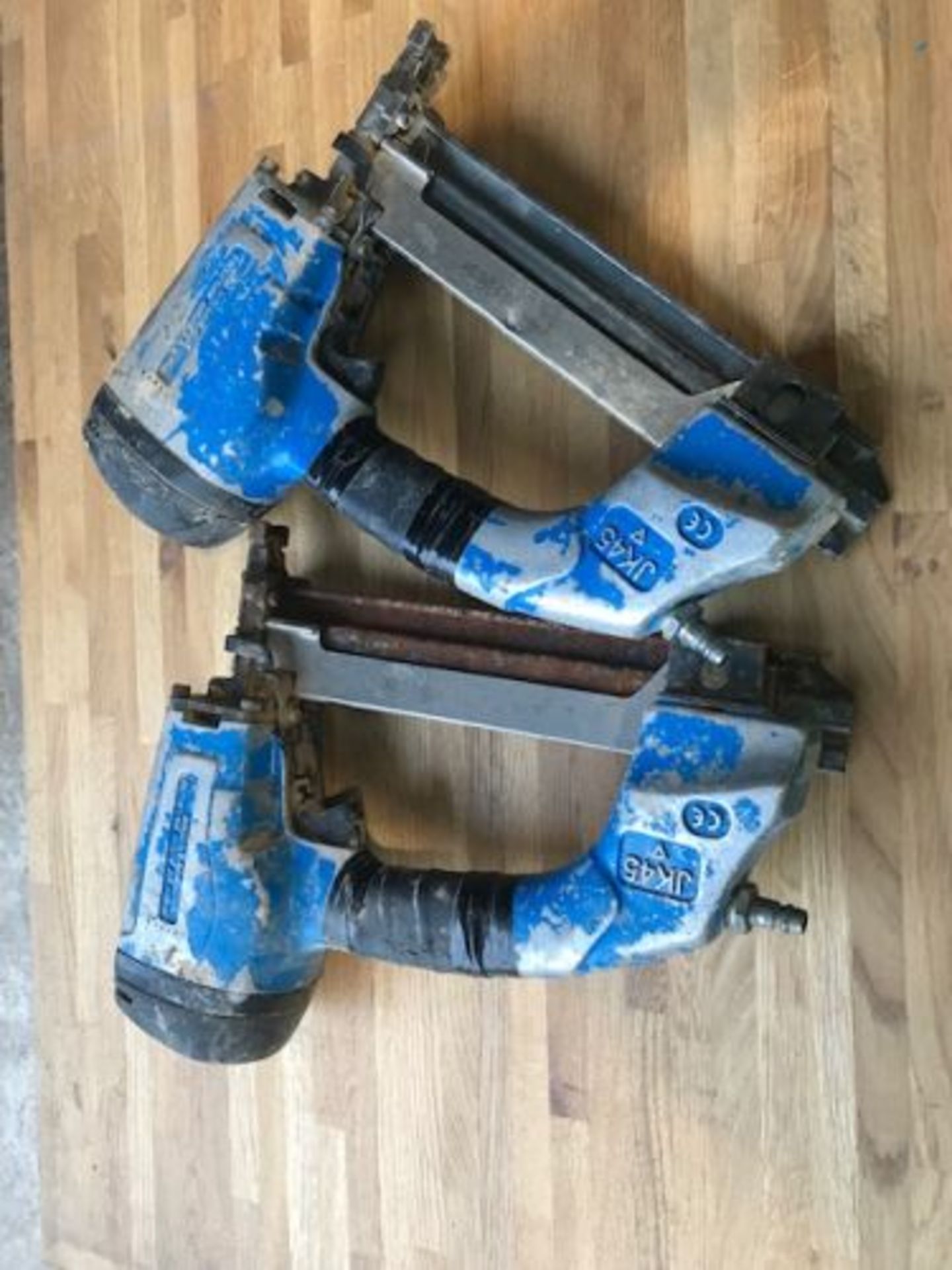 2 Josef Kihlberg air staple guns 16-44mm - Image 2 of 2