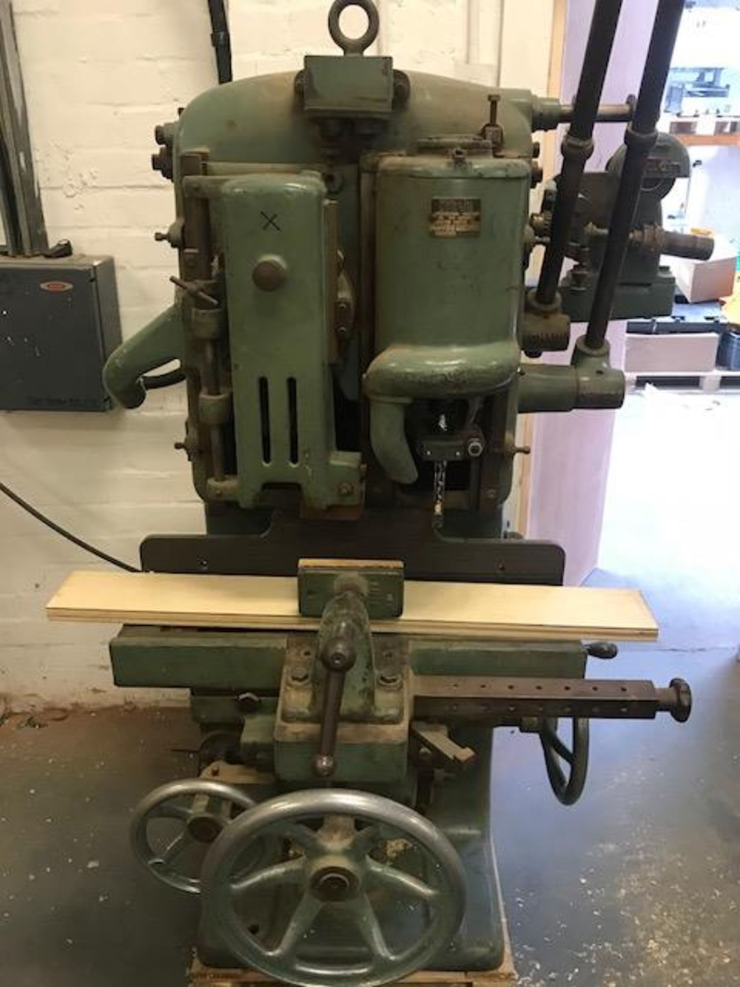 Wadkin MF Chain & Chisel Morticer with grinding attachment on/Machine no 14775 - Bild 2 aus 6