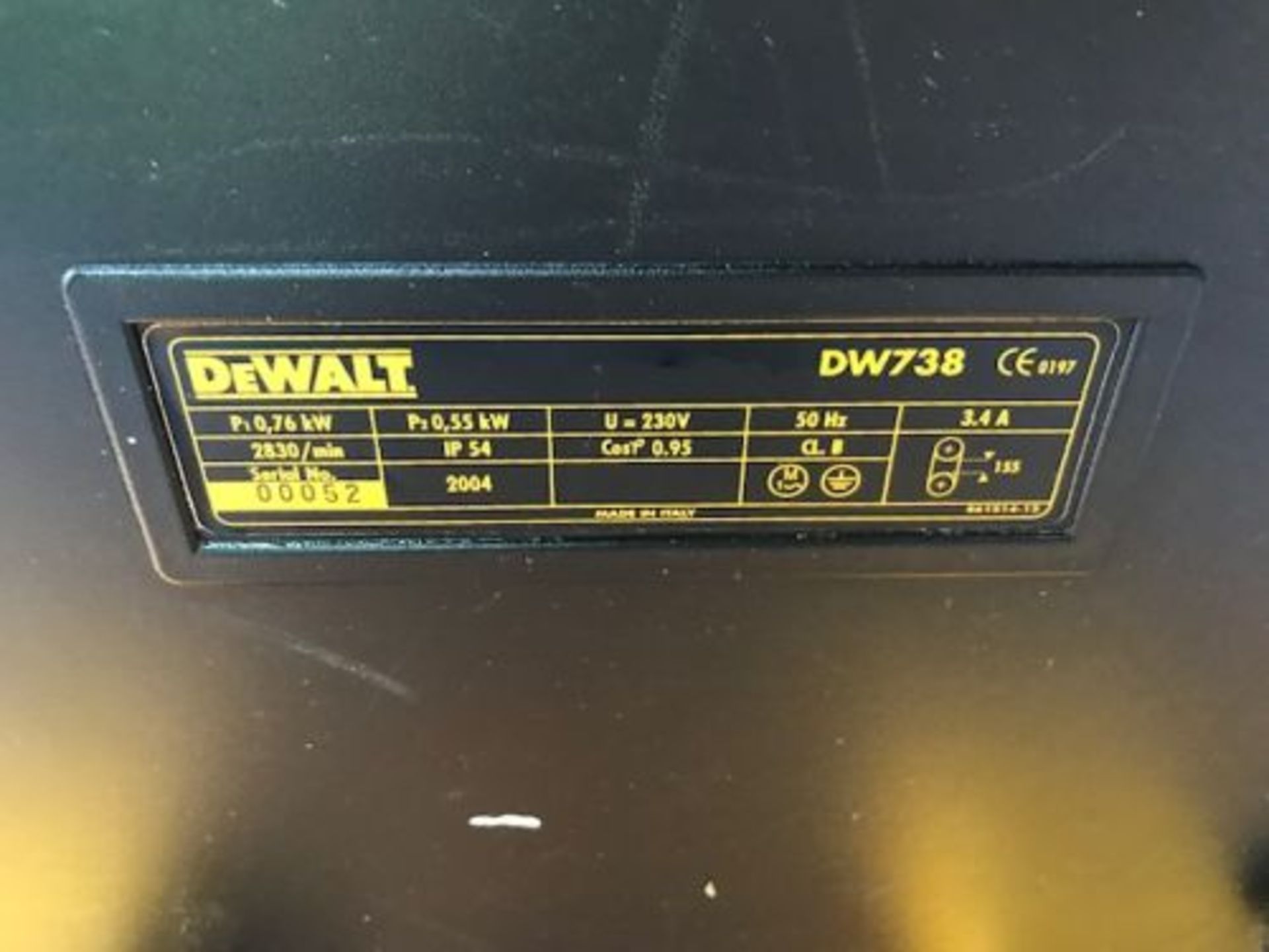 Bench top Dewalt DW738 240V bandsaw year 2004 - Bild 3 aus 4