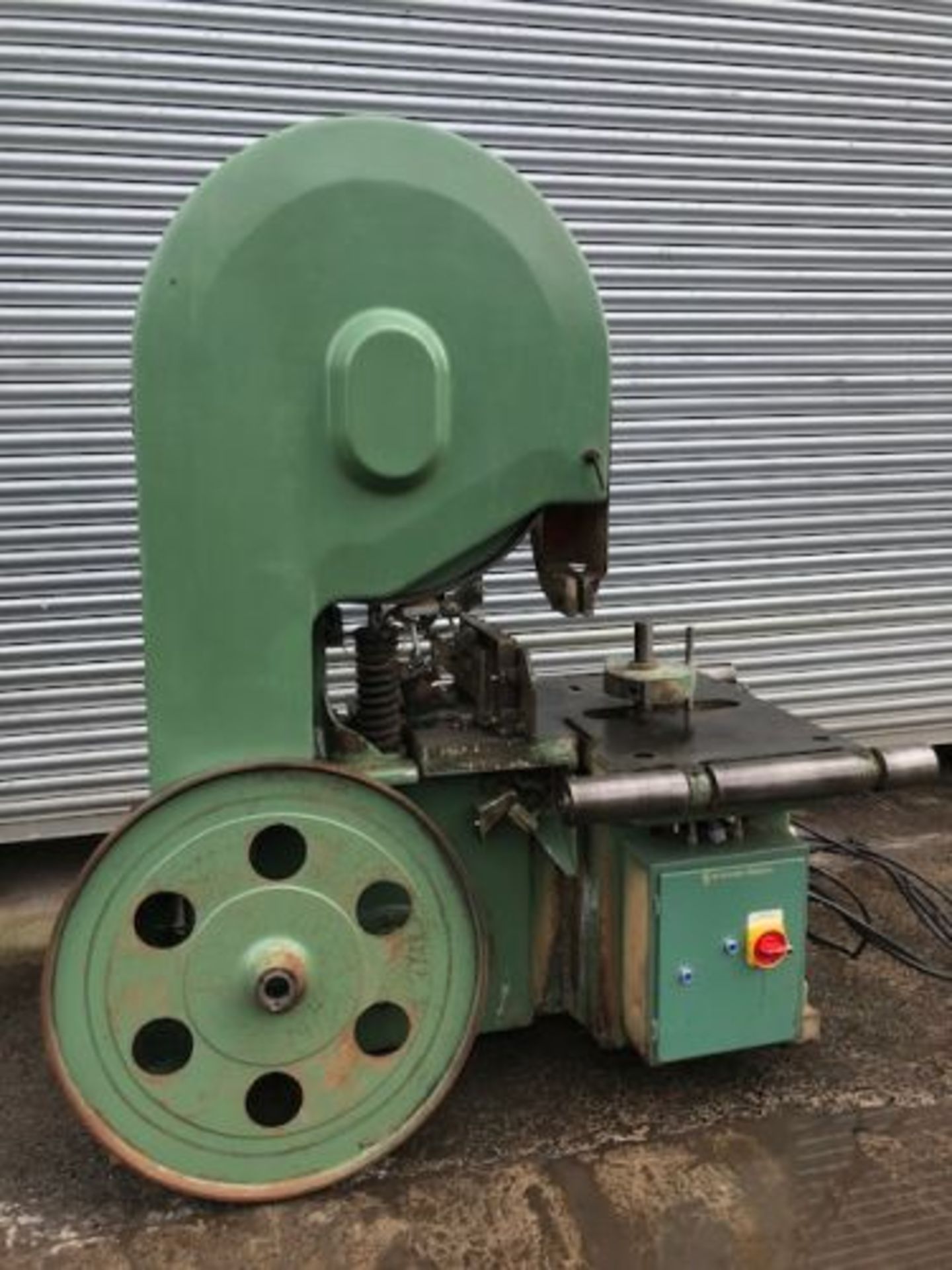 Robinson EF/T 36" band resaw 3" wheels number 1160 DC braked 15HP