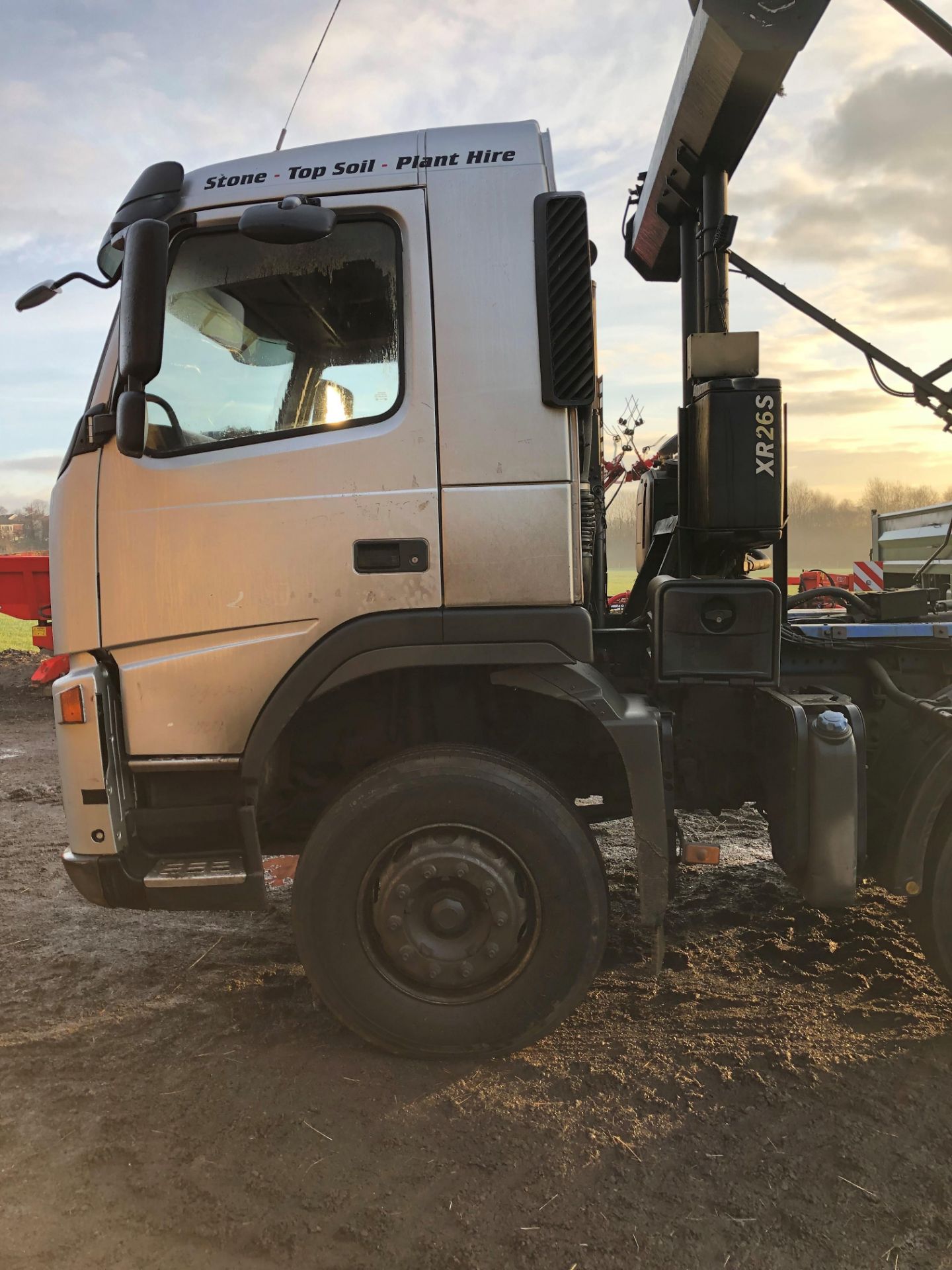 Volvo FM360 8x4 Hookloader - Image 6 of 13