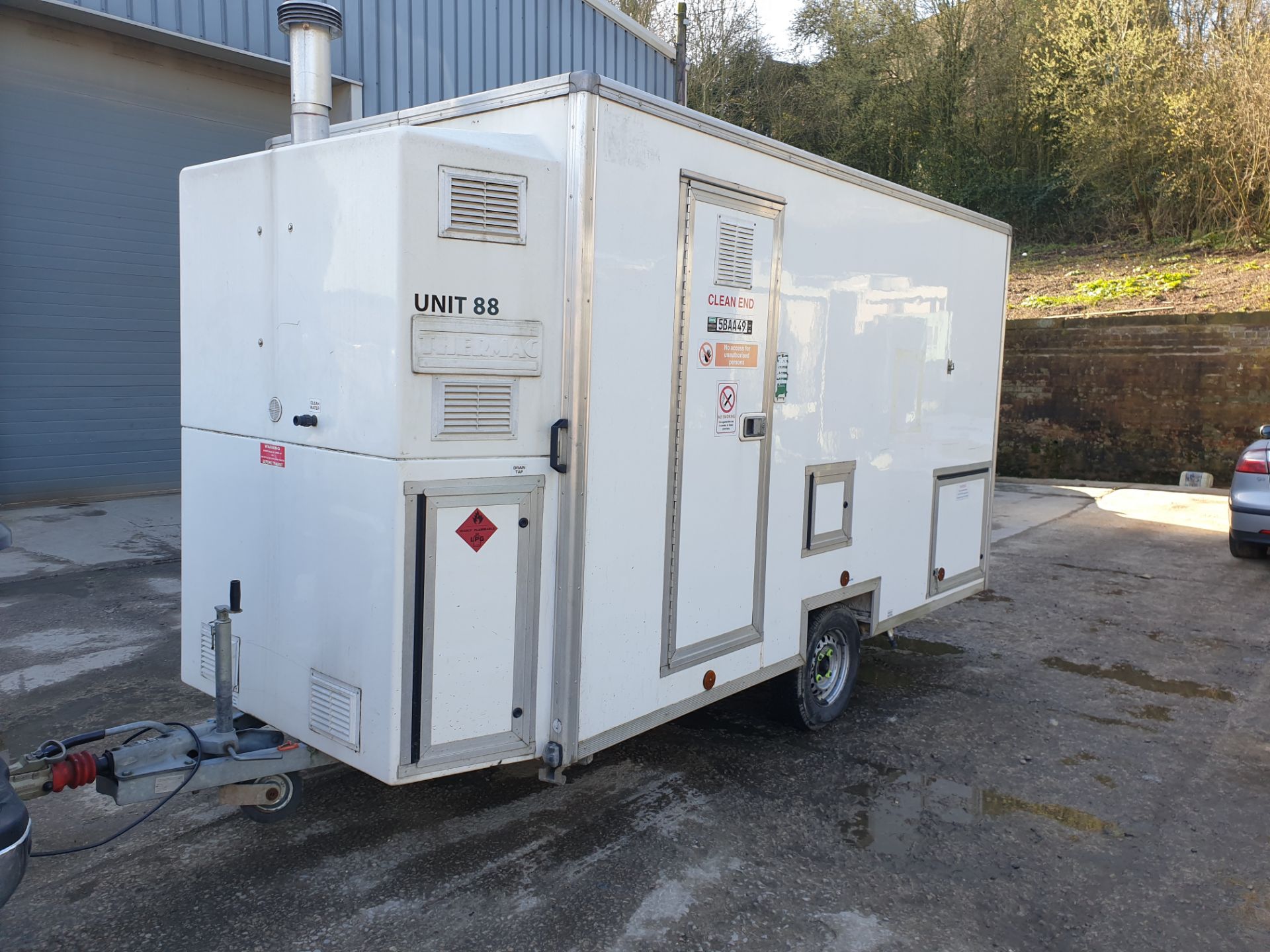 Decontamination Unit Towable