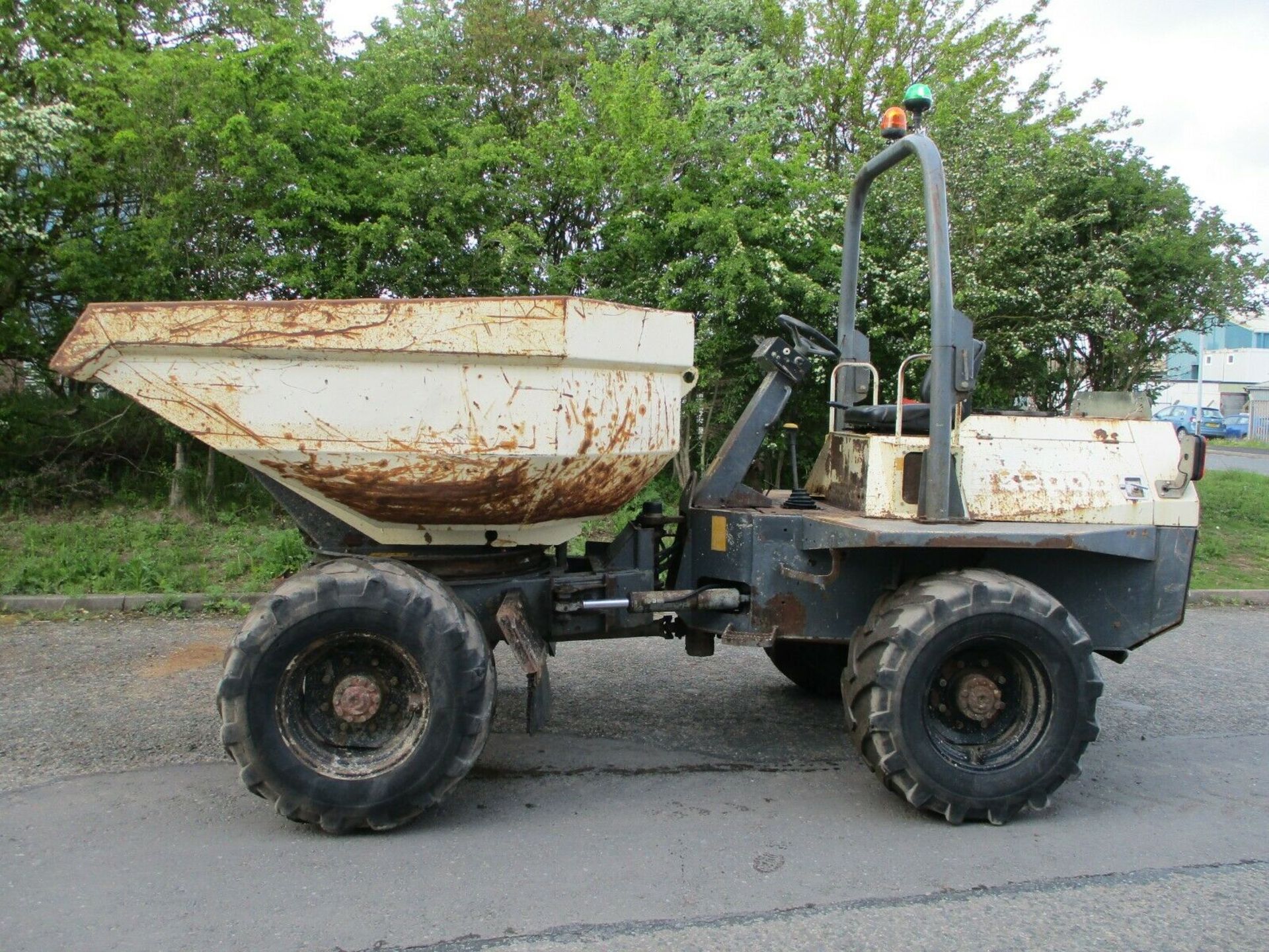 Terex 6 Ton Swivel Skip Dumper