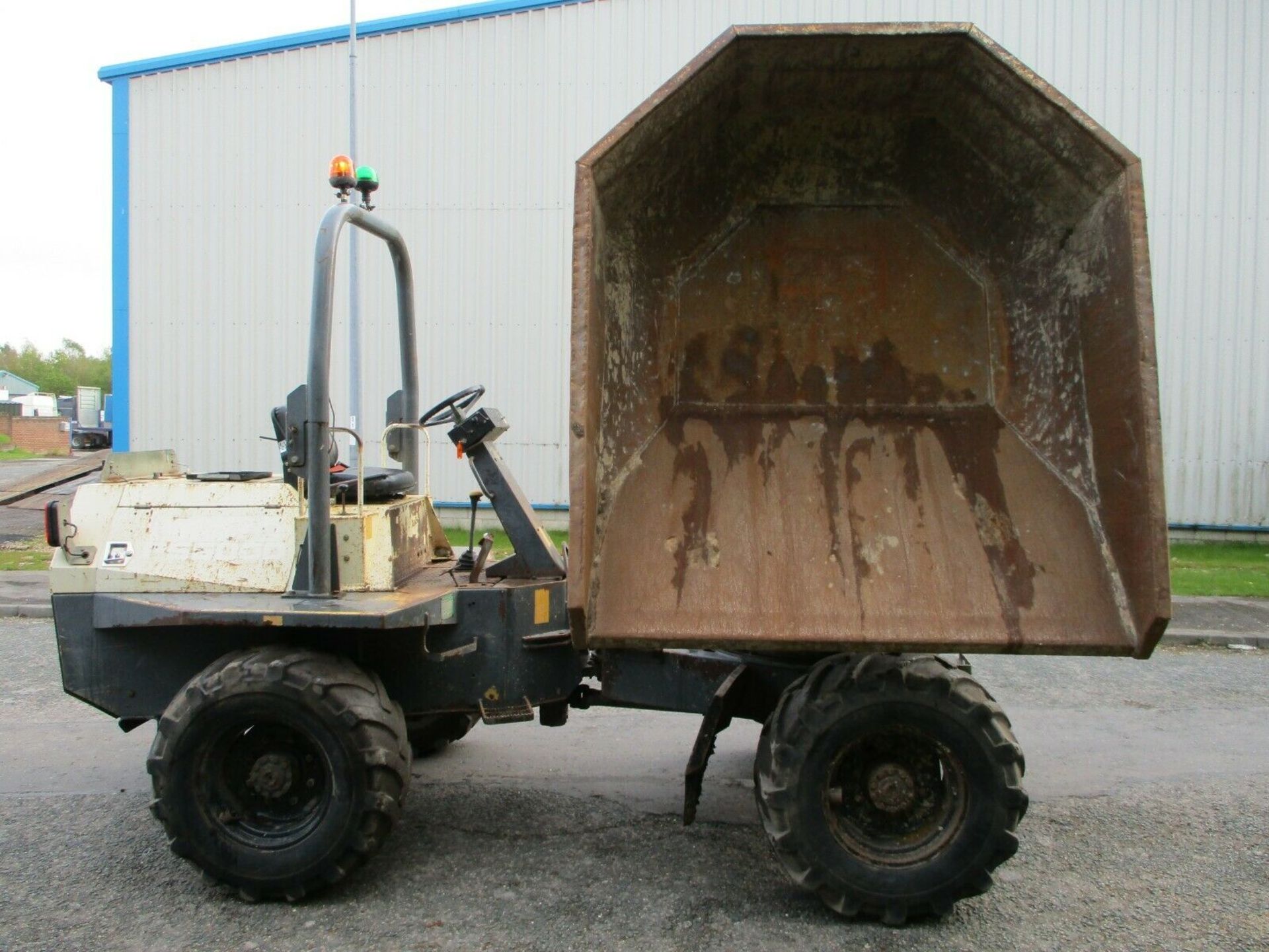 Terex 6 Ton Swivel Skip Dumper - Image 11 of 11