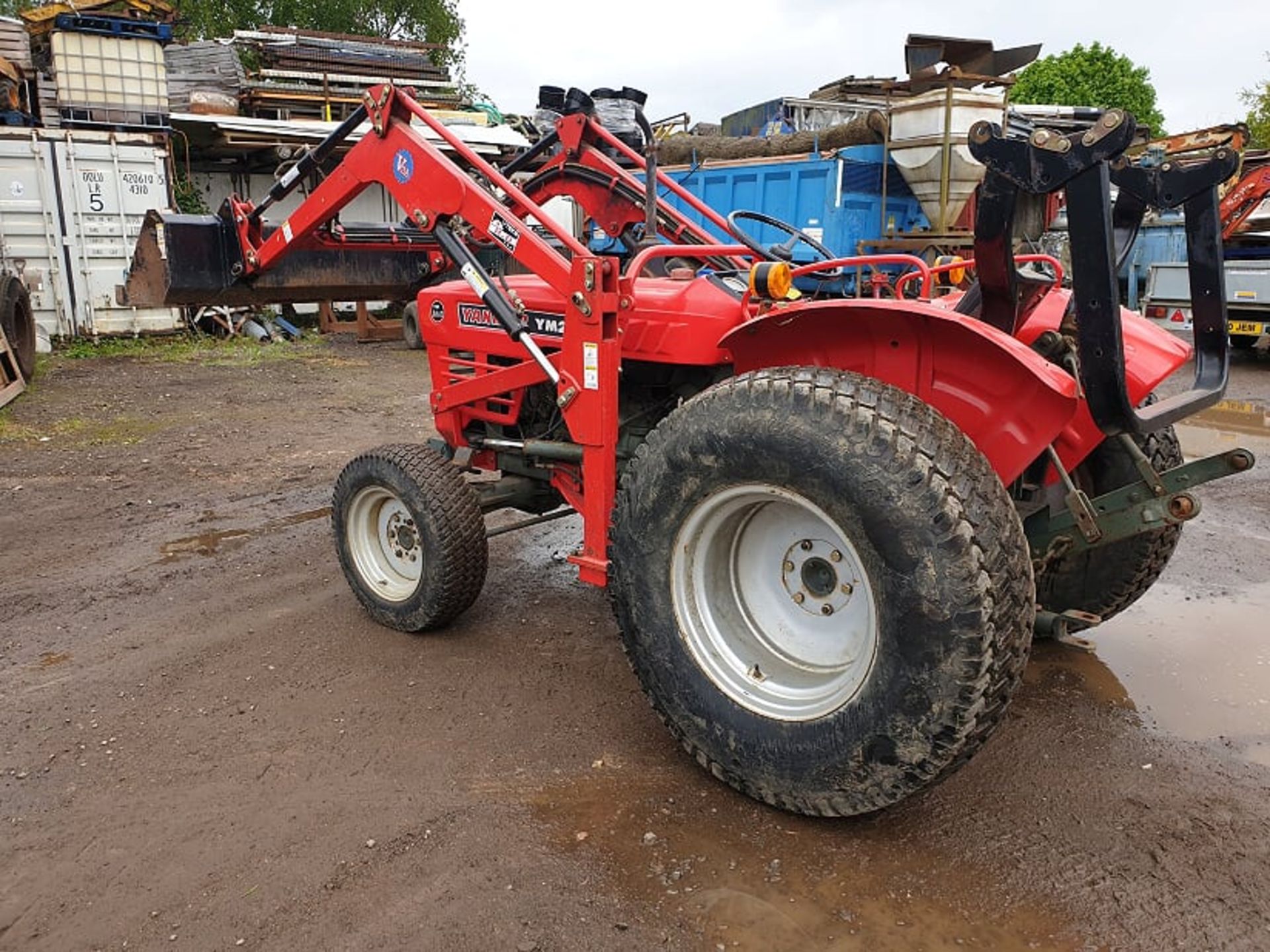 Yanmar Midi Compact Tractor With Loader - Image 6 of 9