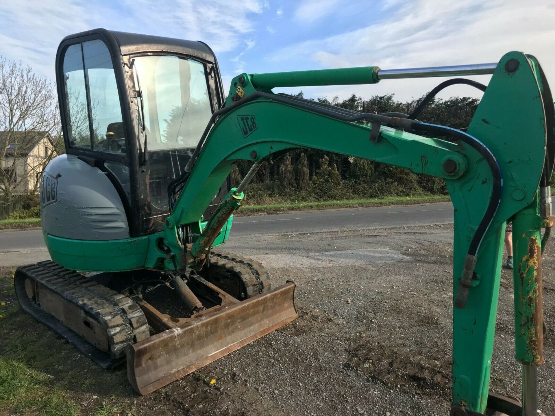 JCB 802.5 Mini Digger - Image 4 of 9