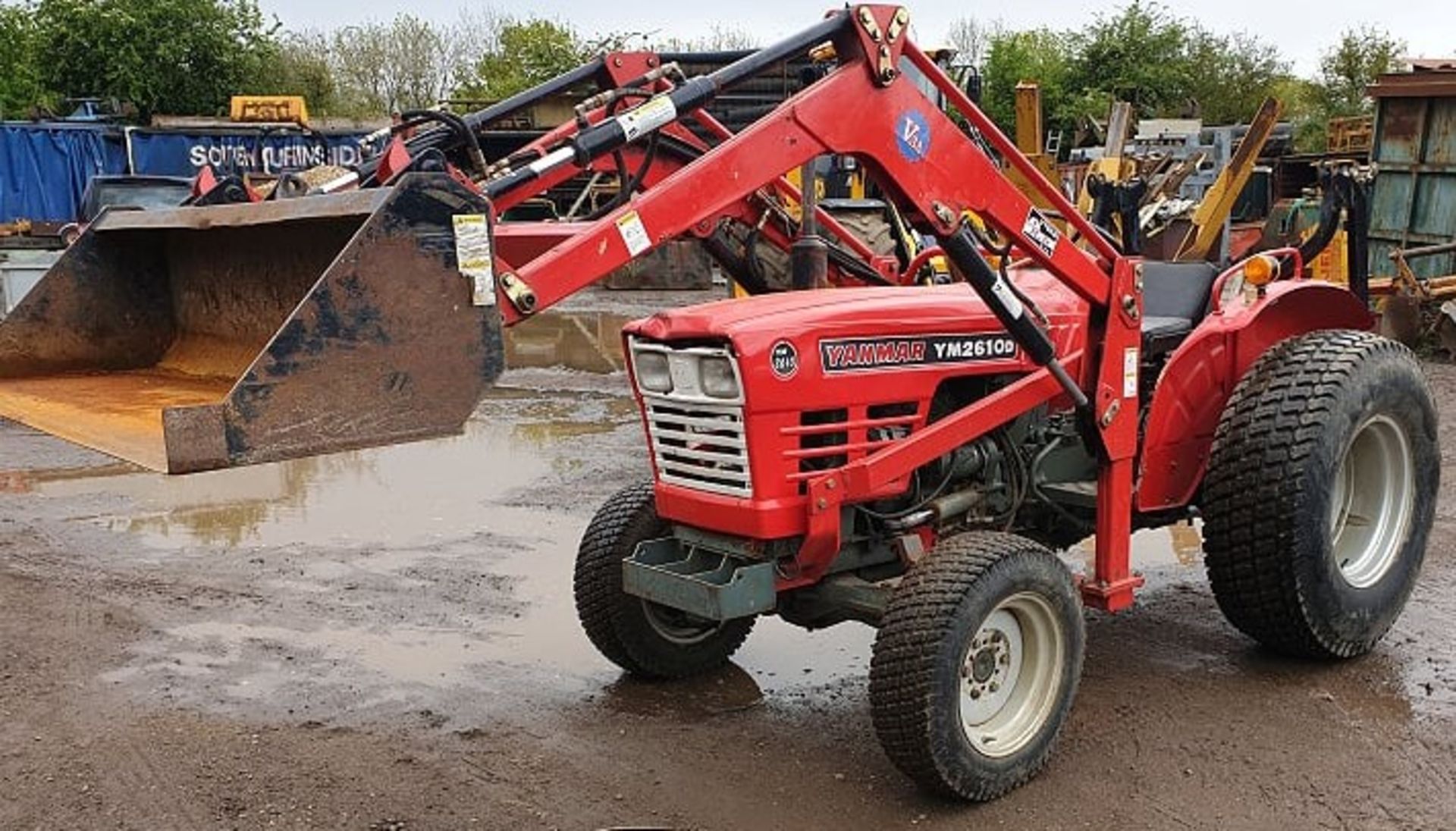 Yanmar Midi Compact Tractor With Loader