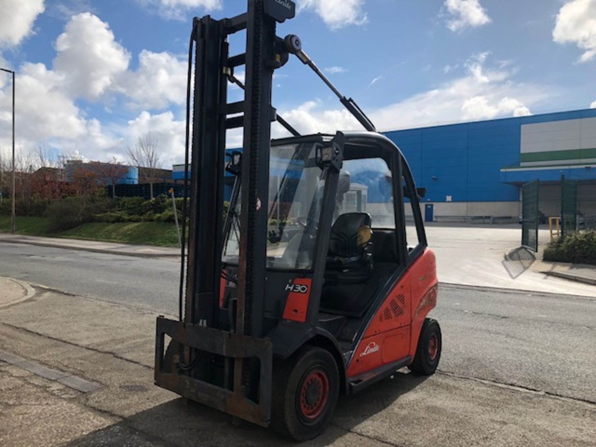 Linde H30D Diesel Forklift - Image 2 of 6