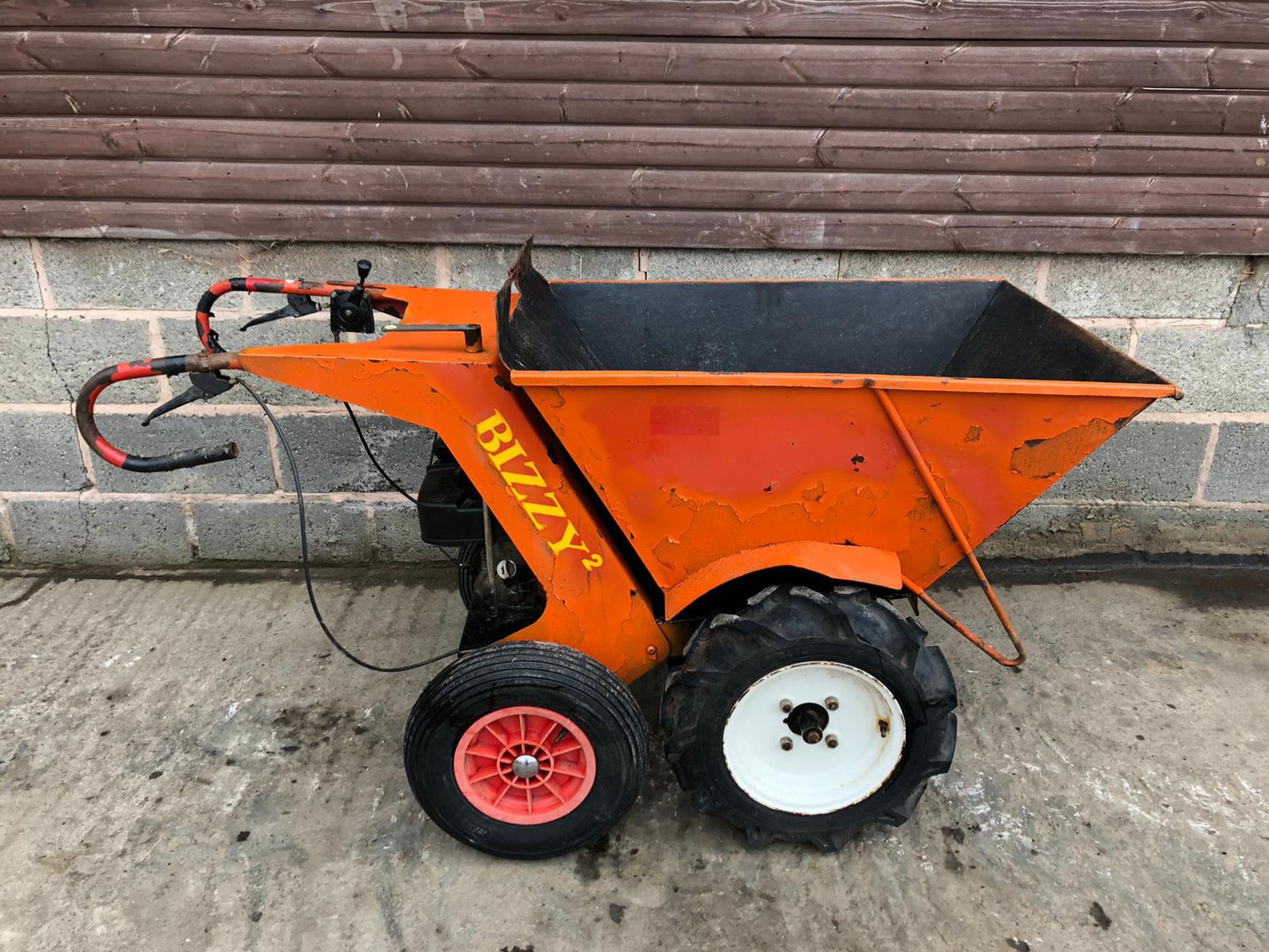 Honda Petrol Muck Truck Power Barrow - Image 3 of 6