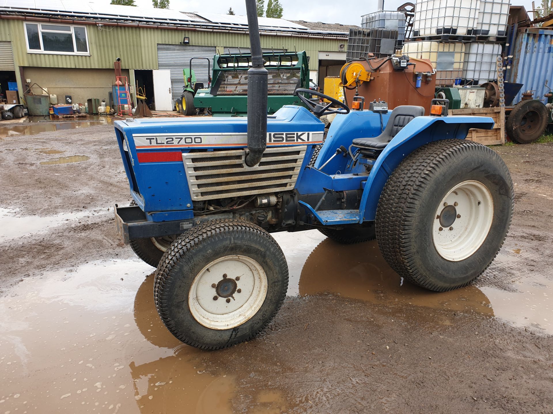 Izeki TL2700 Tractor