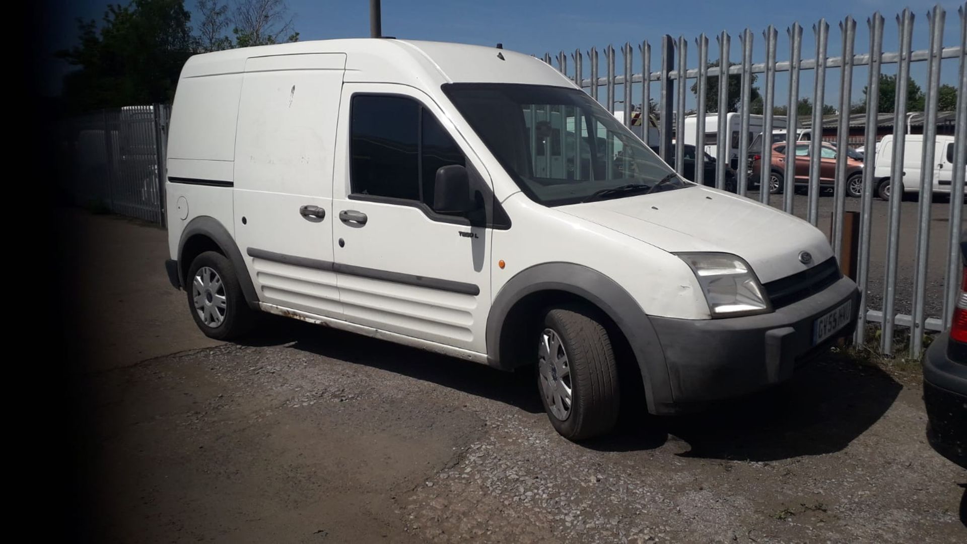 Ford Transit Connect Van 230L - Image 2 of 5