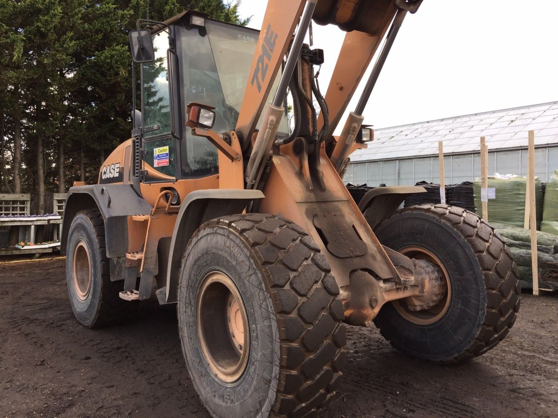 Case 721E Loading Shovel Wheeled Loader - Image 2 of 12