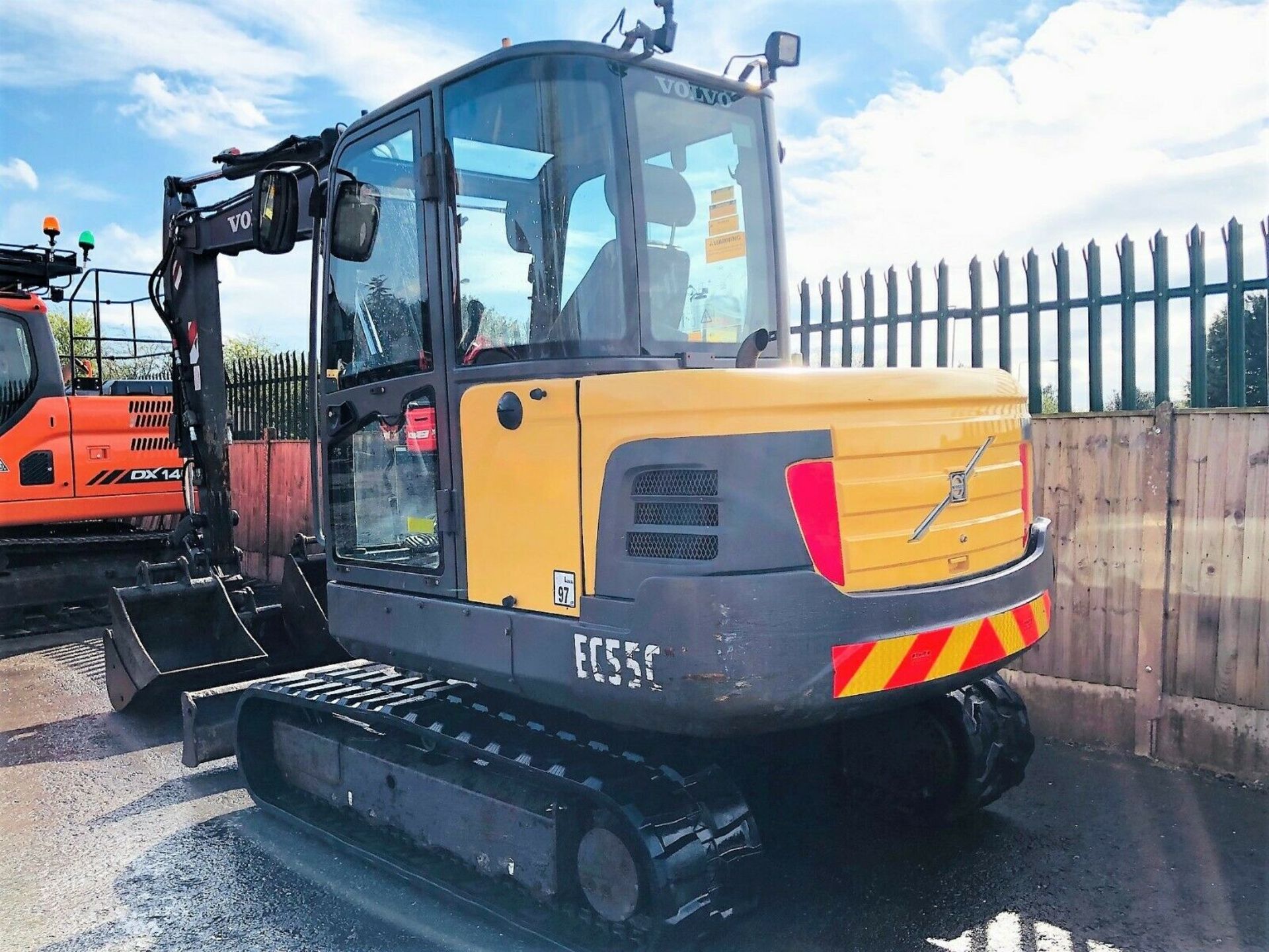 WITHDRAWN LOT Volvo EC55C Excavator / Digger - Image 6 of 10