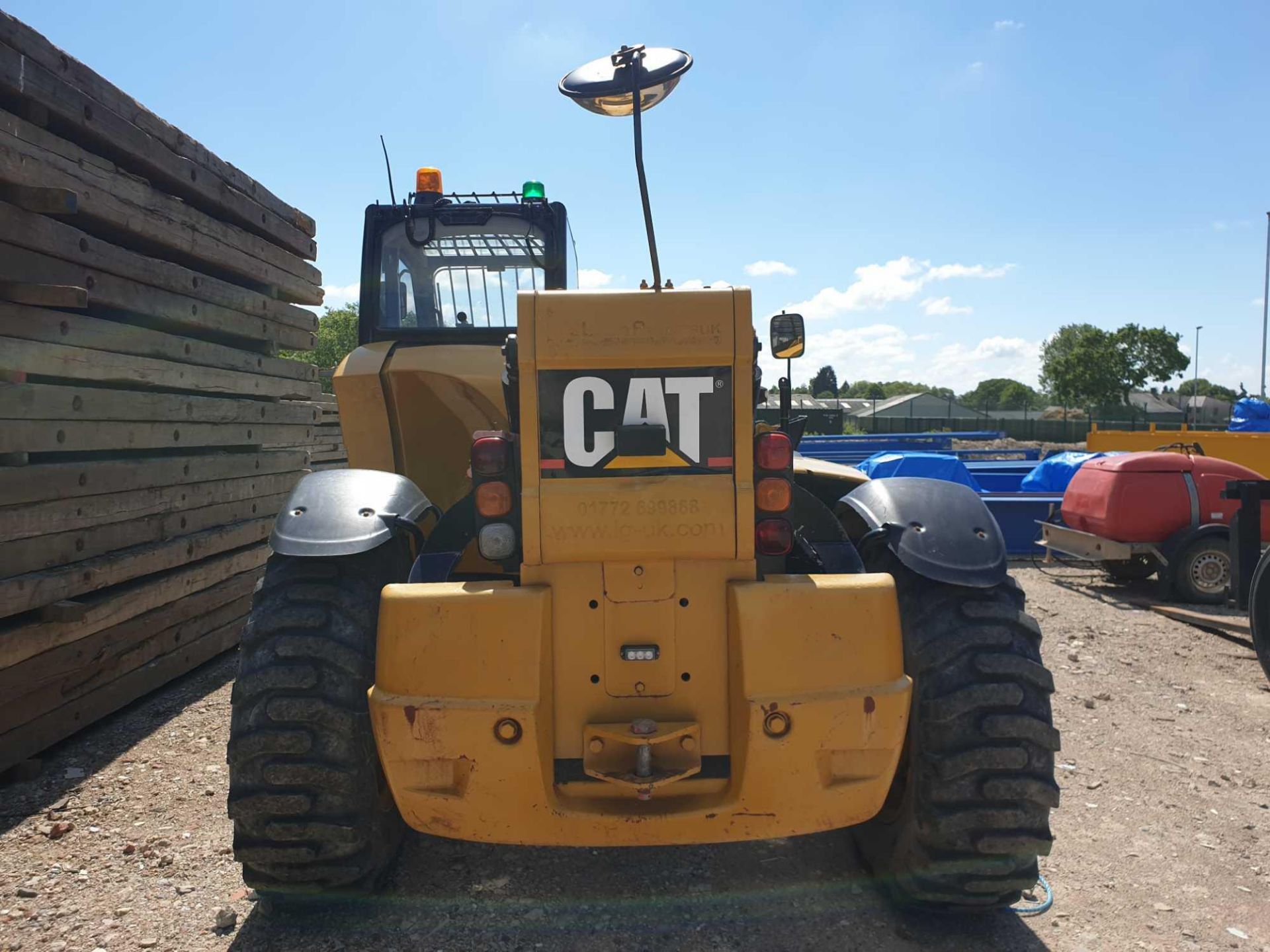 2007 CAT TH360B 13.5 metre telehandler - Image 5 of 10