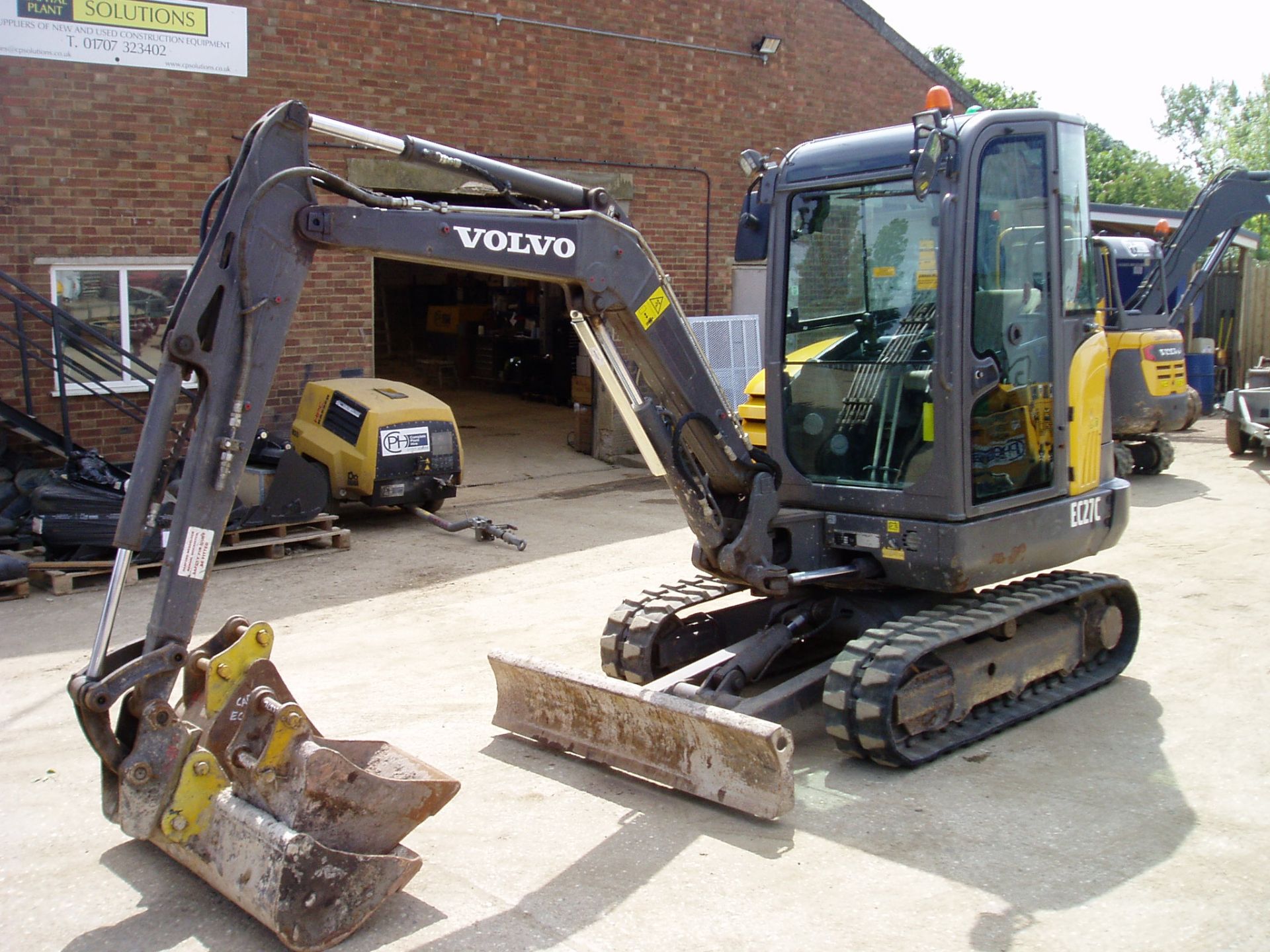 Volvo EC27C 4085 2790Kgs Mini Excavator Model - Image 2 of 21