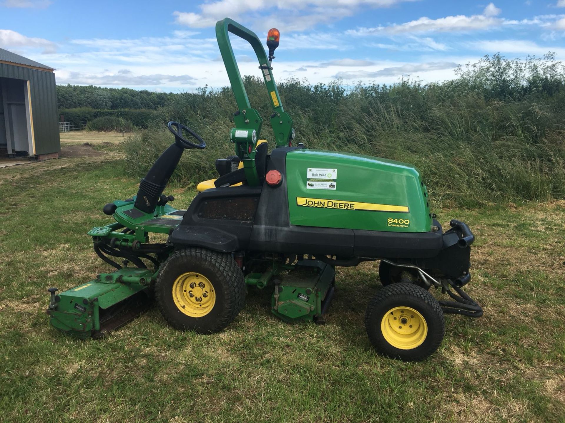 John Deere 8400 Triple Gang Ride on Mower