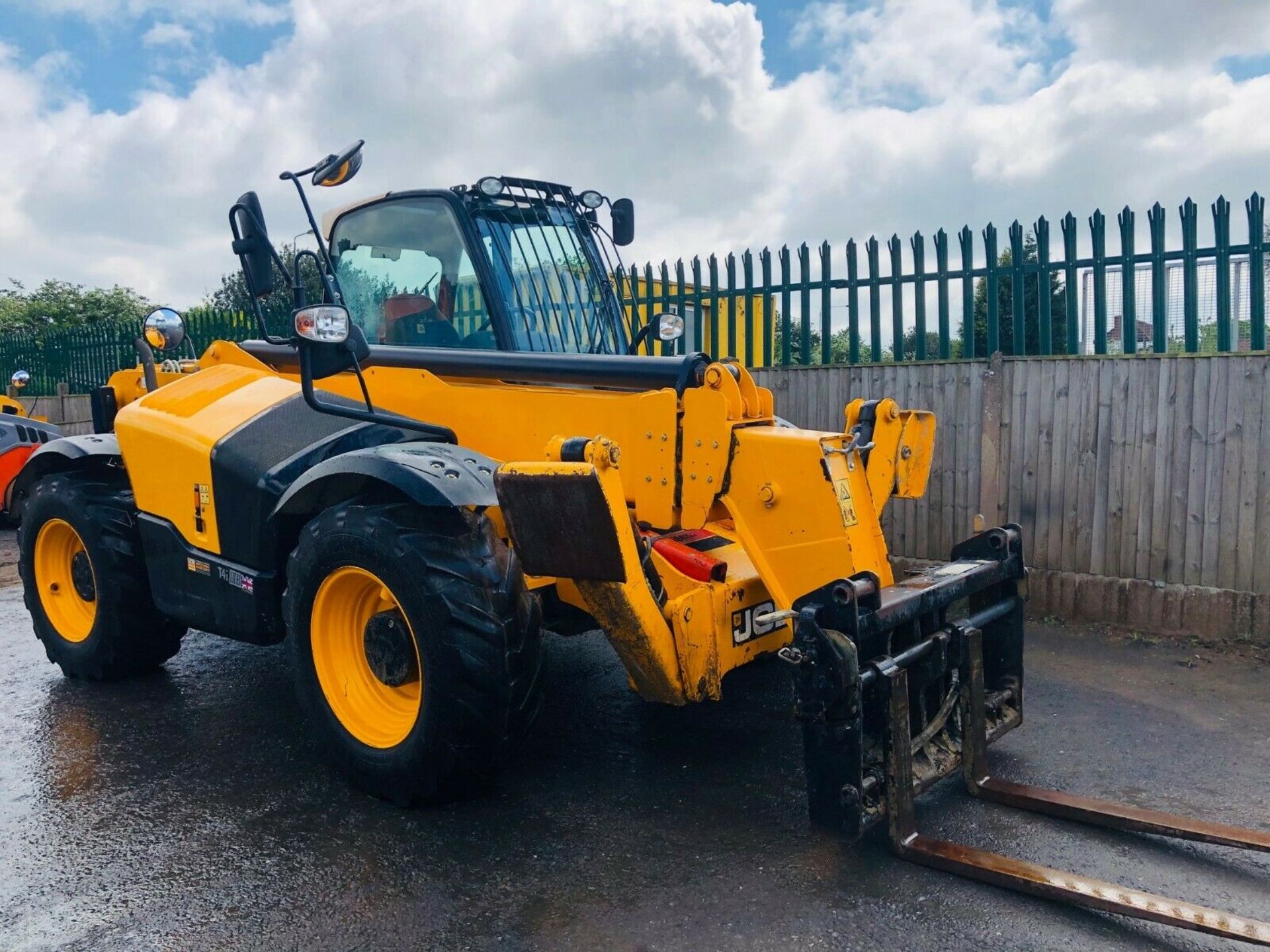 LOT WITHDRAWN JCB 535-125 Telehandler - Image 3 of 12