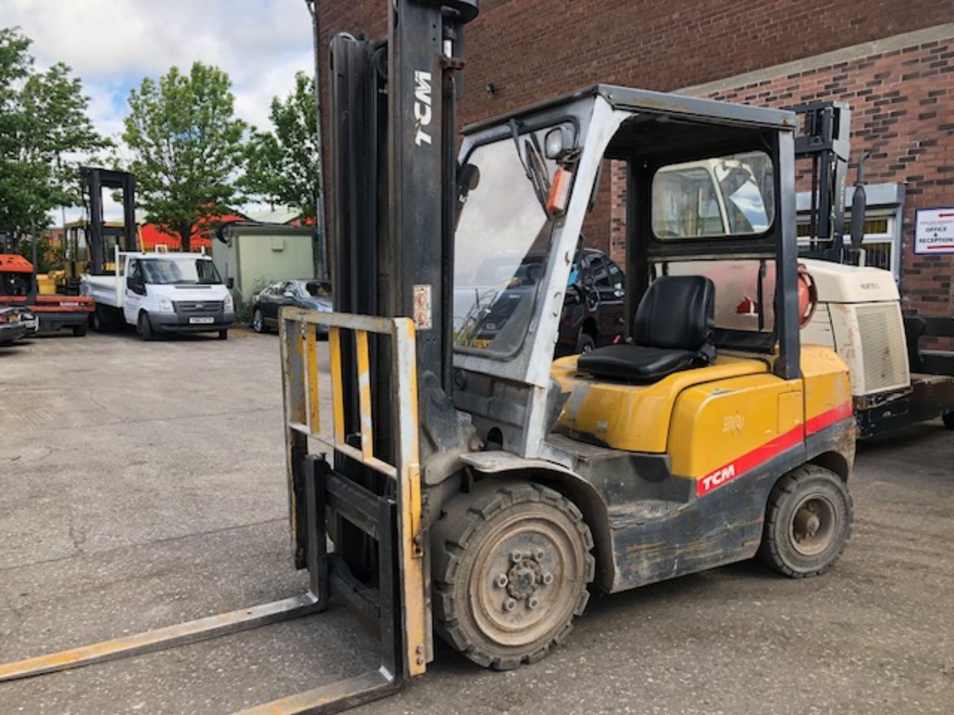 Forklift TCM FG30T3 2Stage - Image 3 of 6