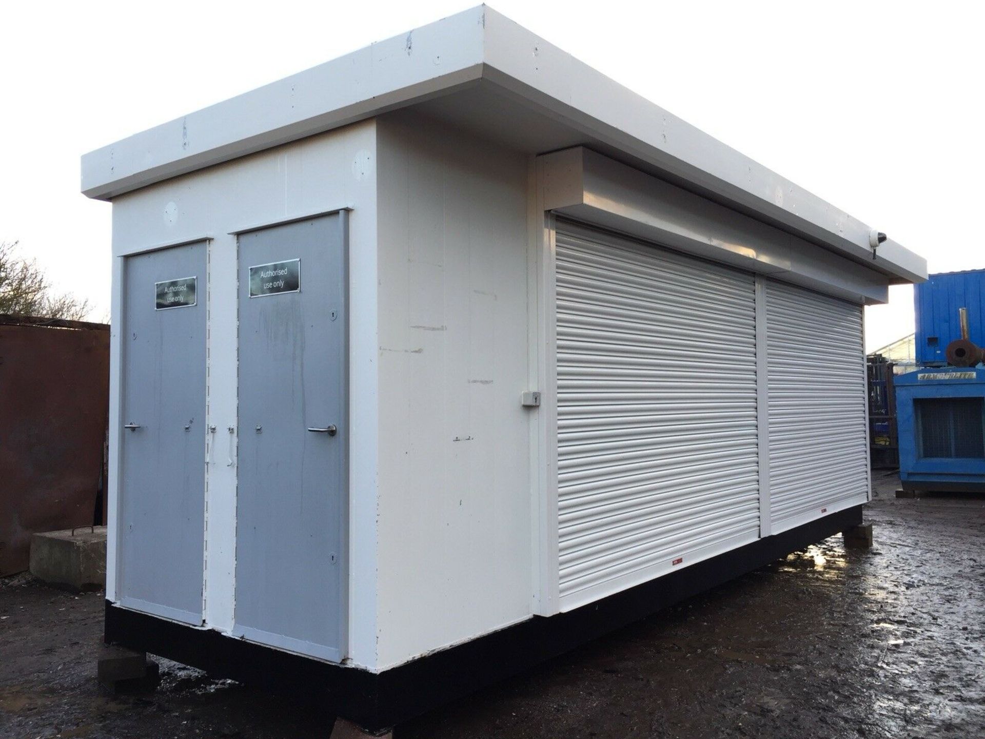 Portable Retail Shop Front. - Image 2 of 12