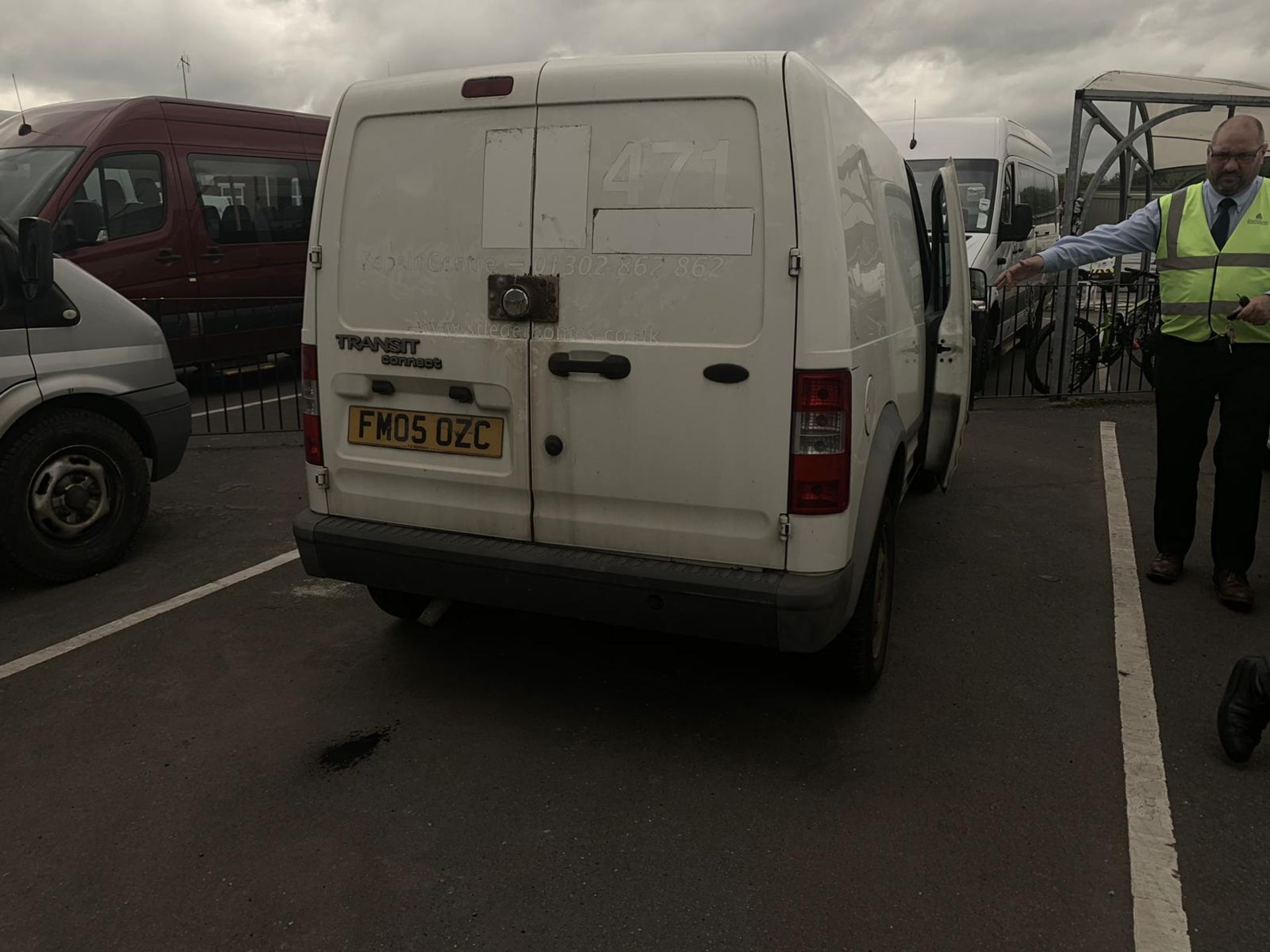 Transit Connect COUNCIL VAN, ONE OWNER! - Image 3 of 15