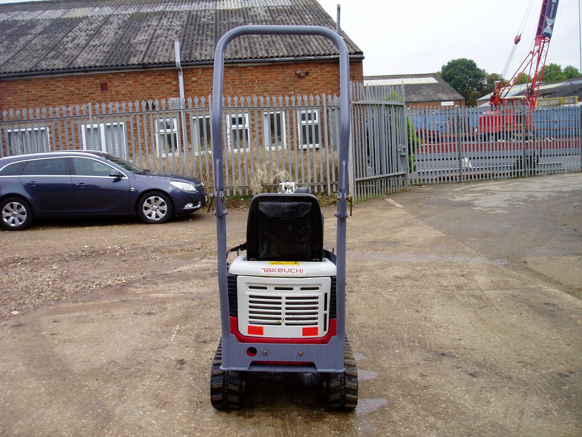 Takeuchi TB108 880Kgs Micro Excavator - Image 8 of 20