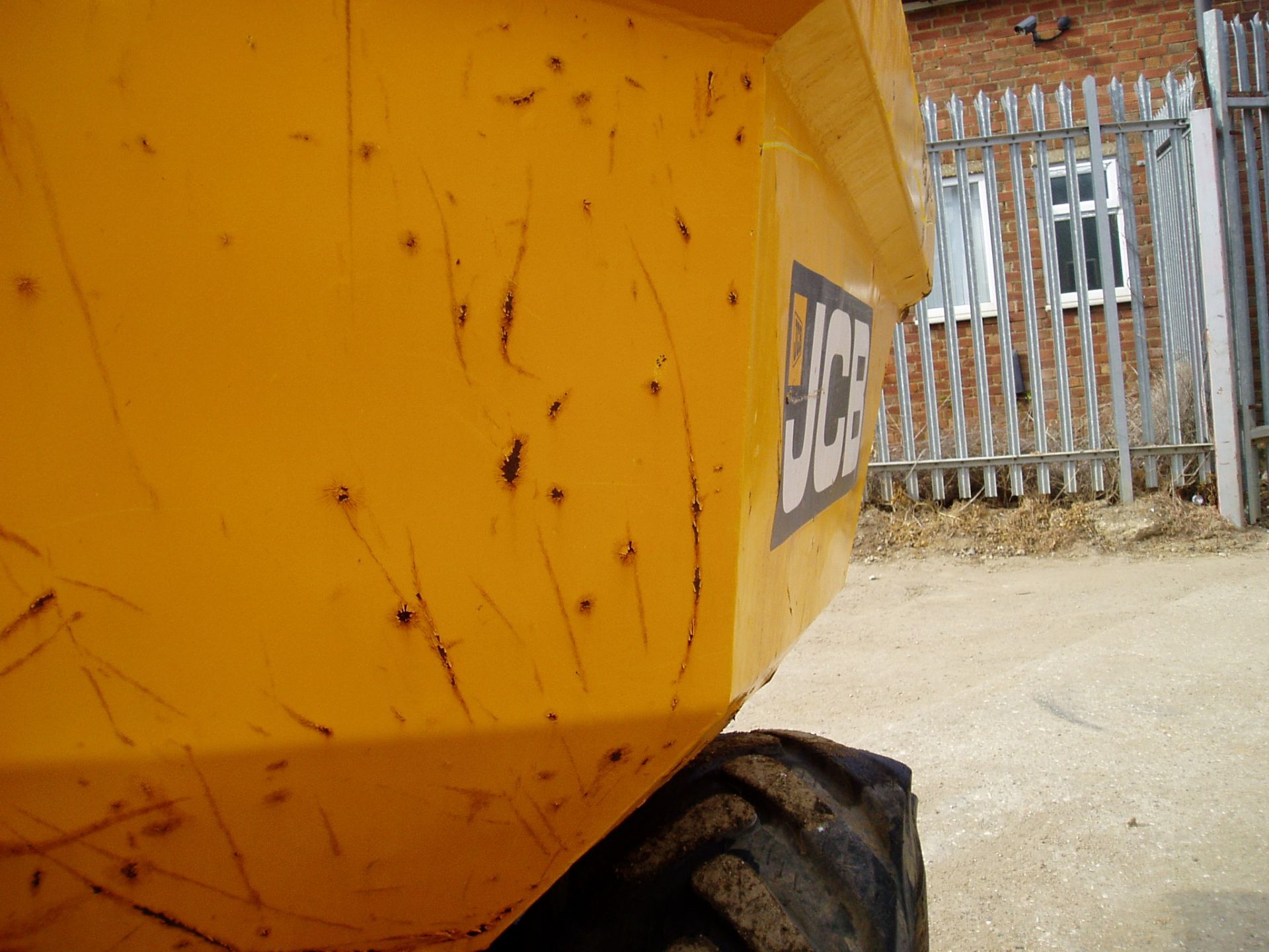 JCB 6TST Dumper 93166 Ton Swivel Skip Dumper - Image 15 of 23