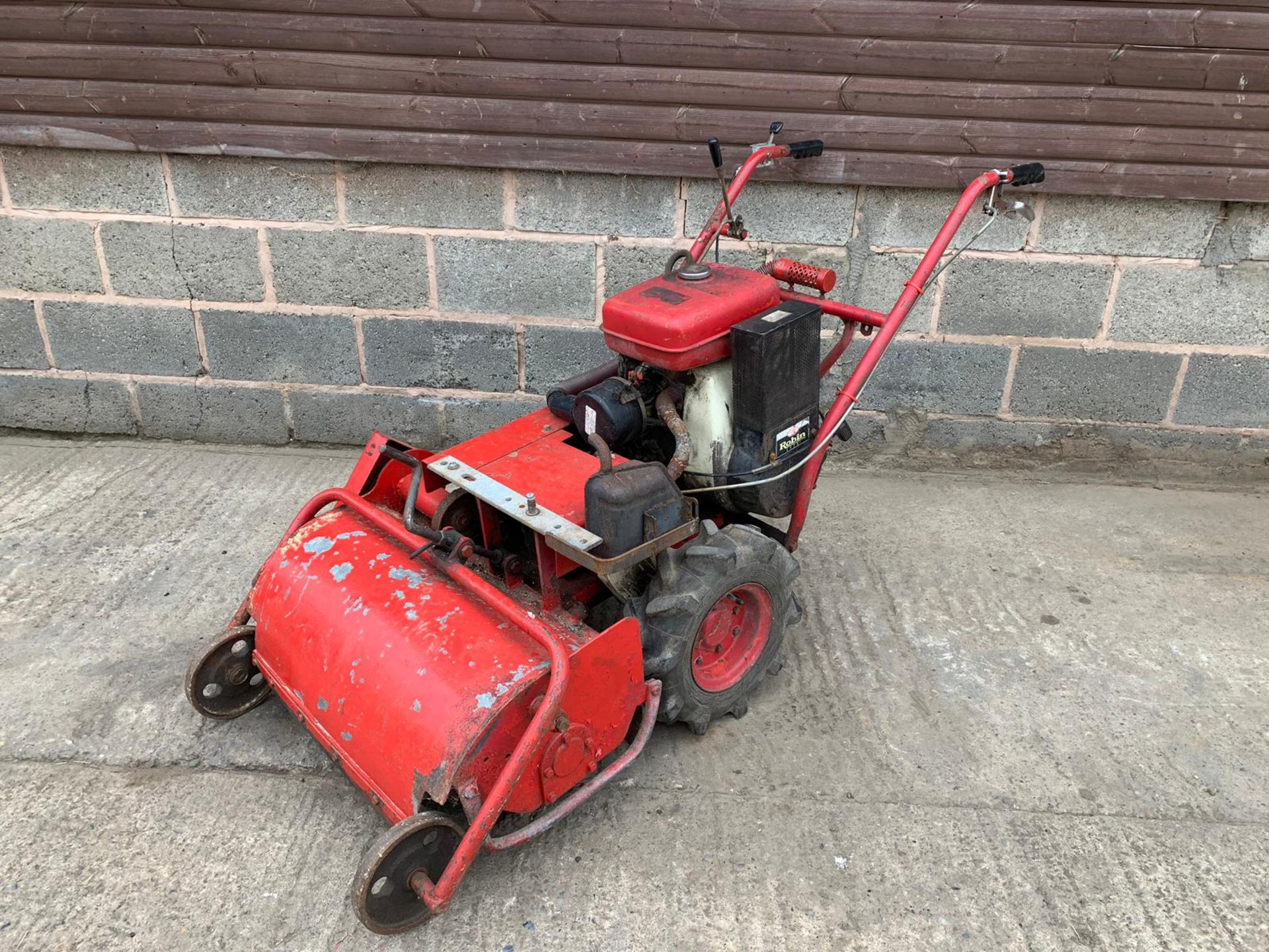 Robin Petrol Driven Flail Mower - Image 5 of 5